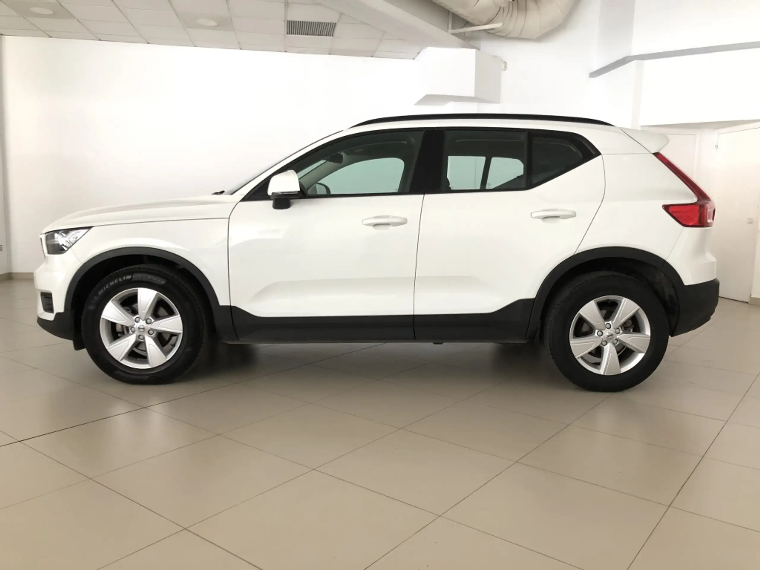 Volvo - XC40