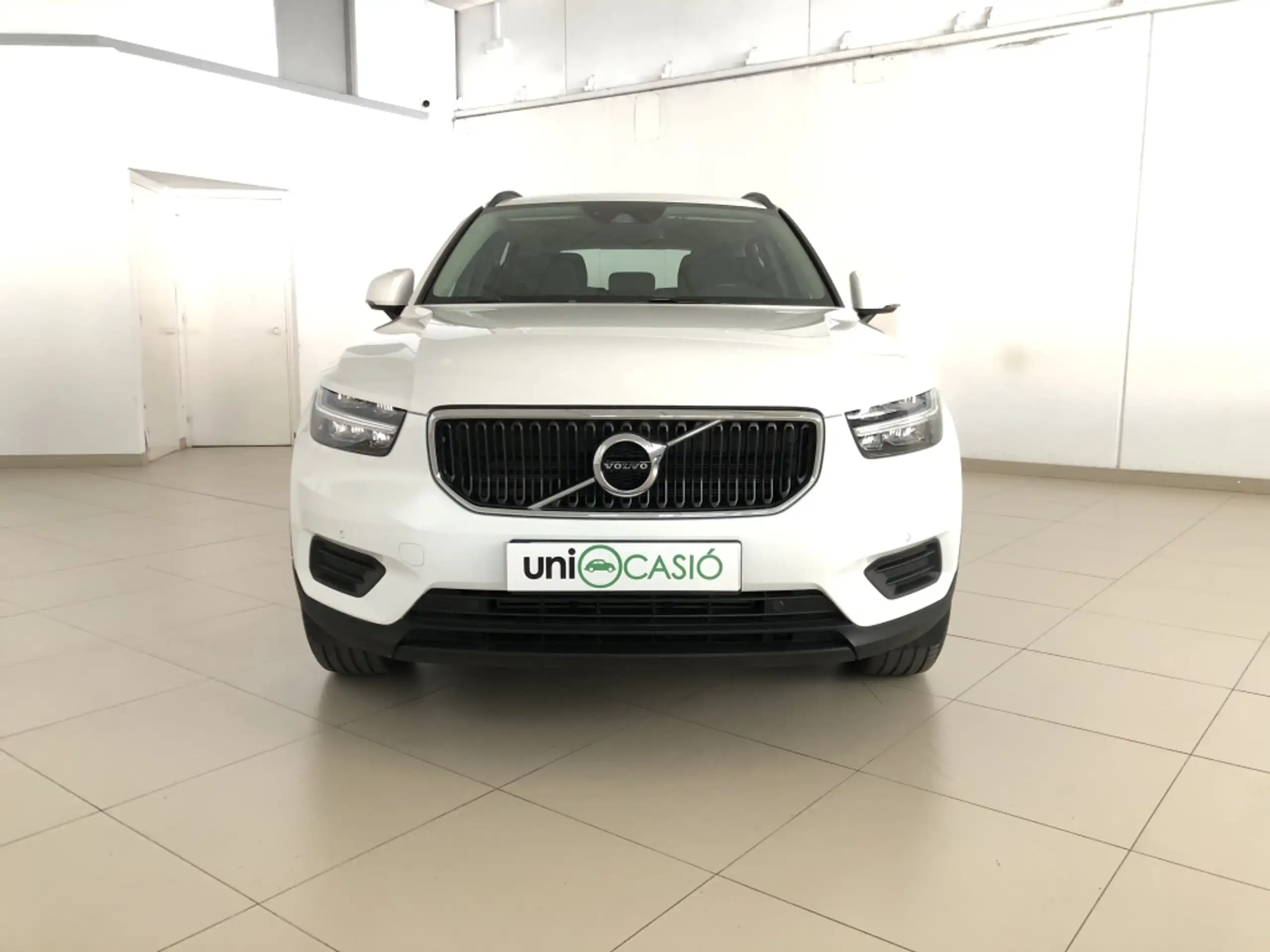 Volvo - XC40