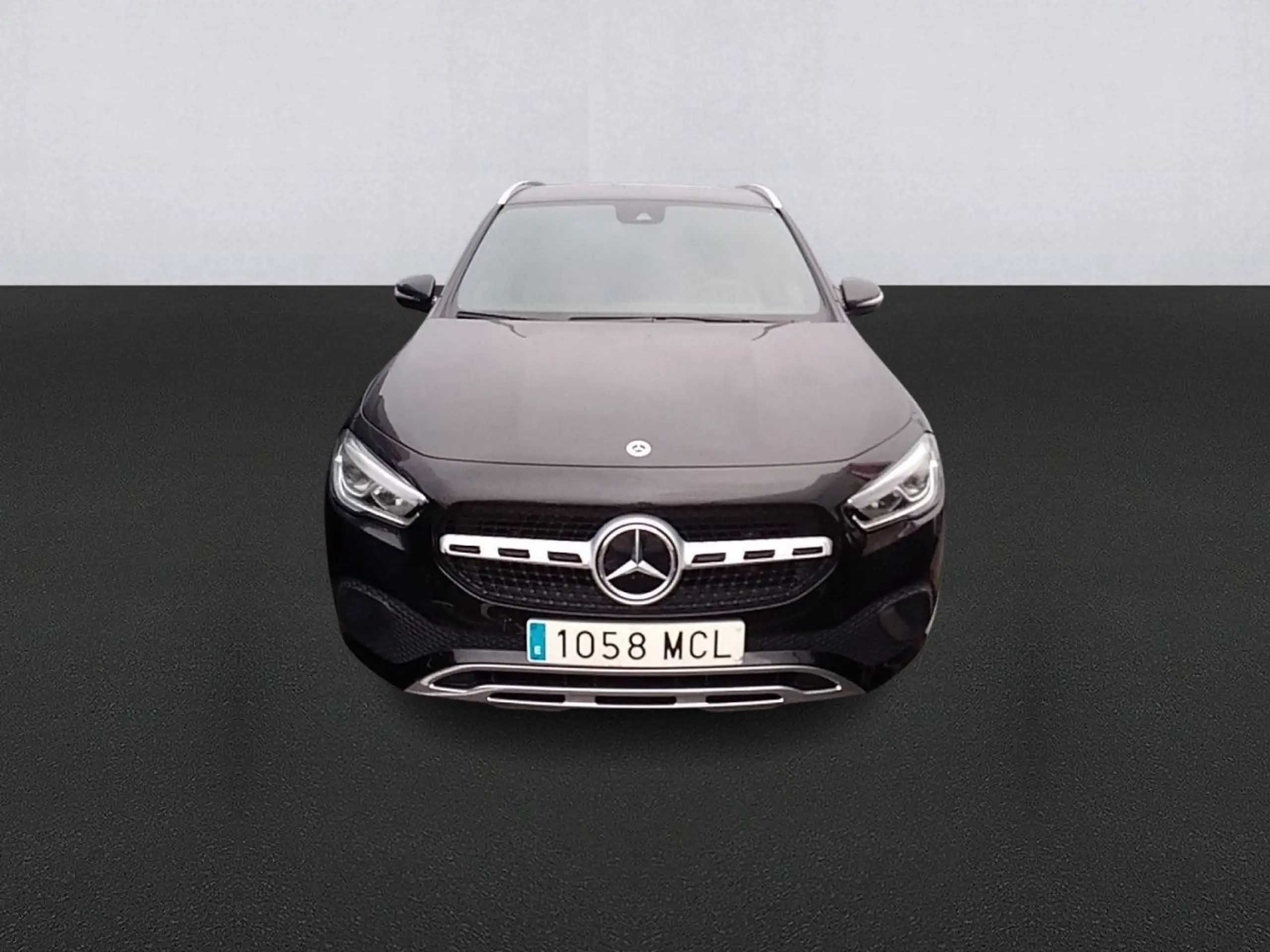 Mercedes-Benz - GLA 200