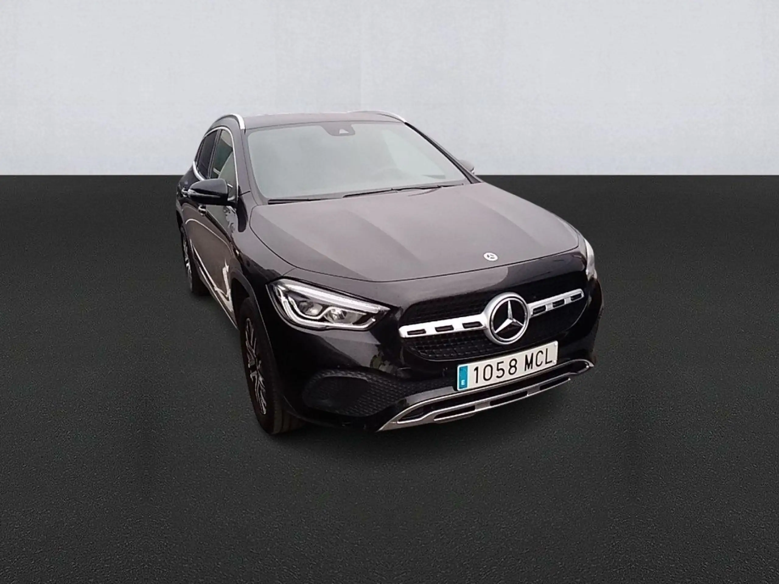 Mercedes-Benz - GLA 200