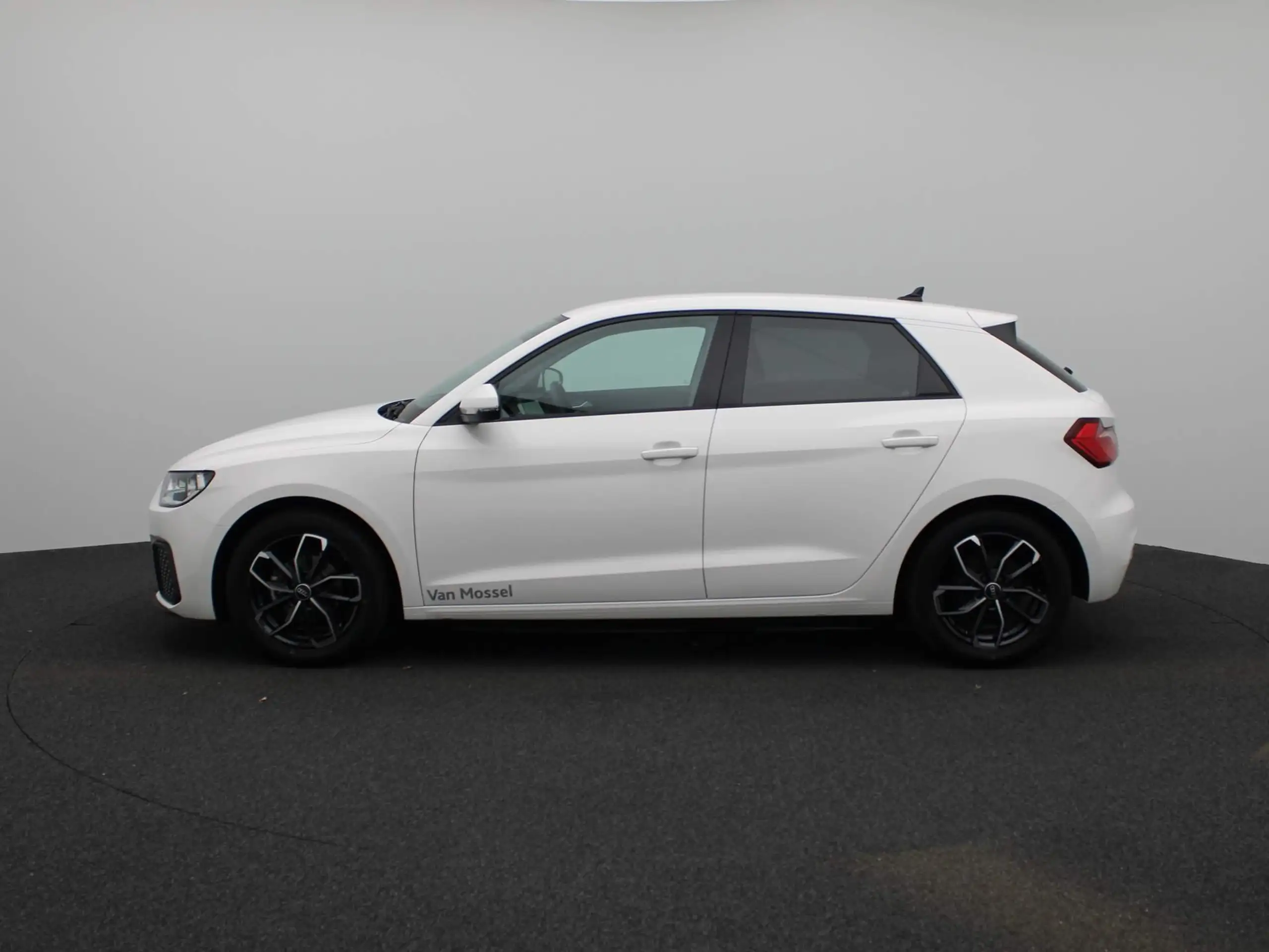 Audi - A1