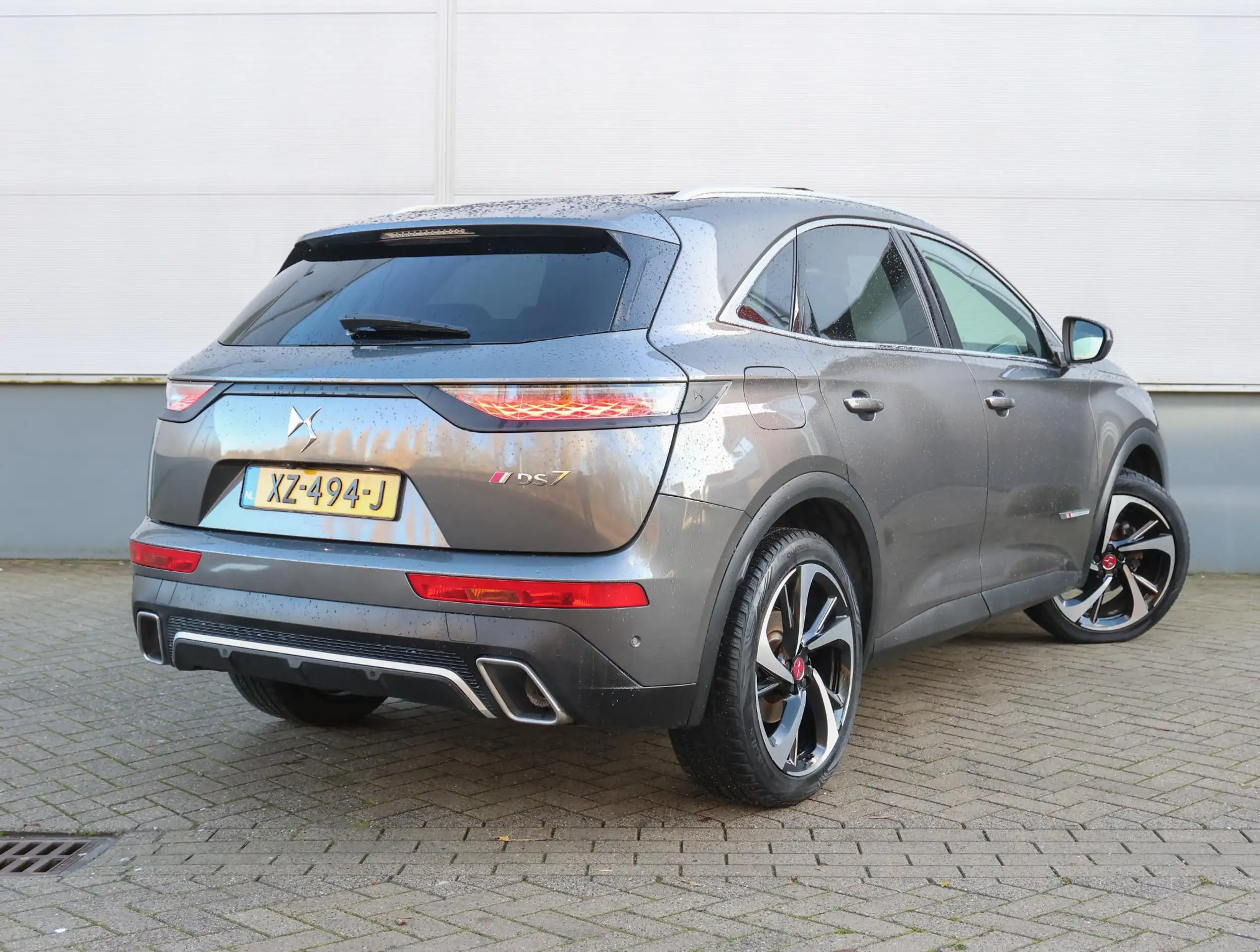 DS Automobiles - DS 7 Crossback