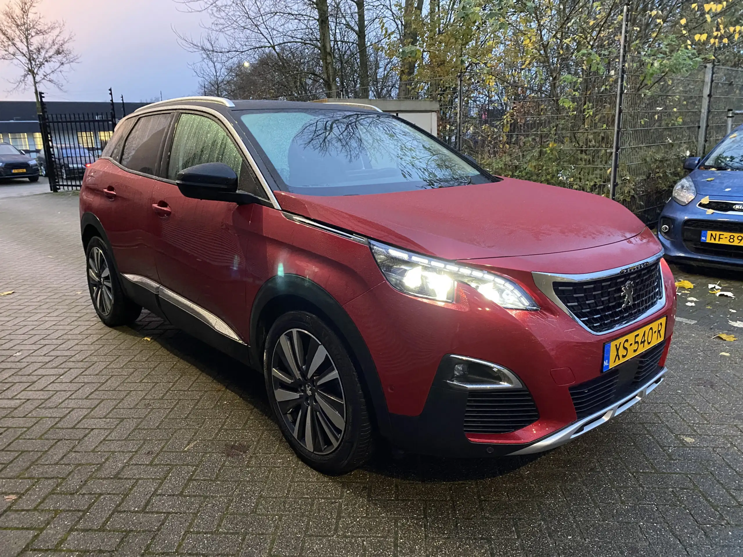 Peugeot - 3008