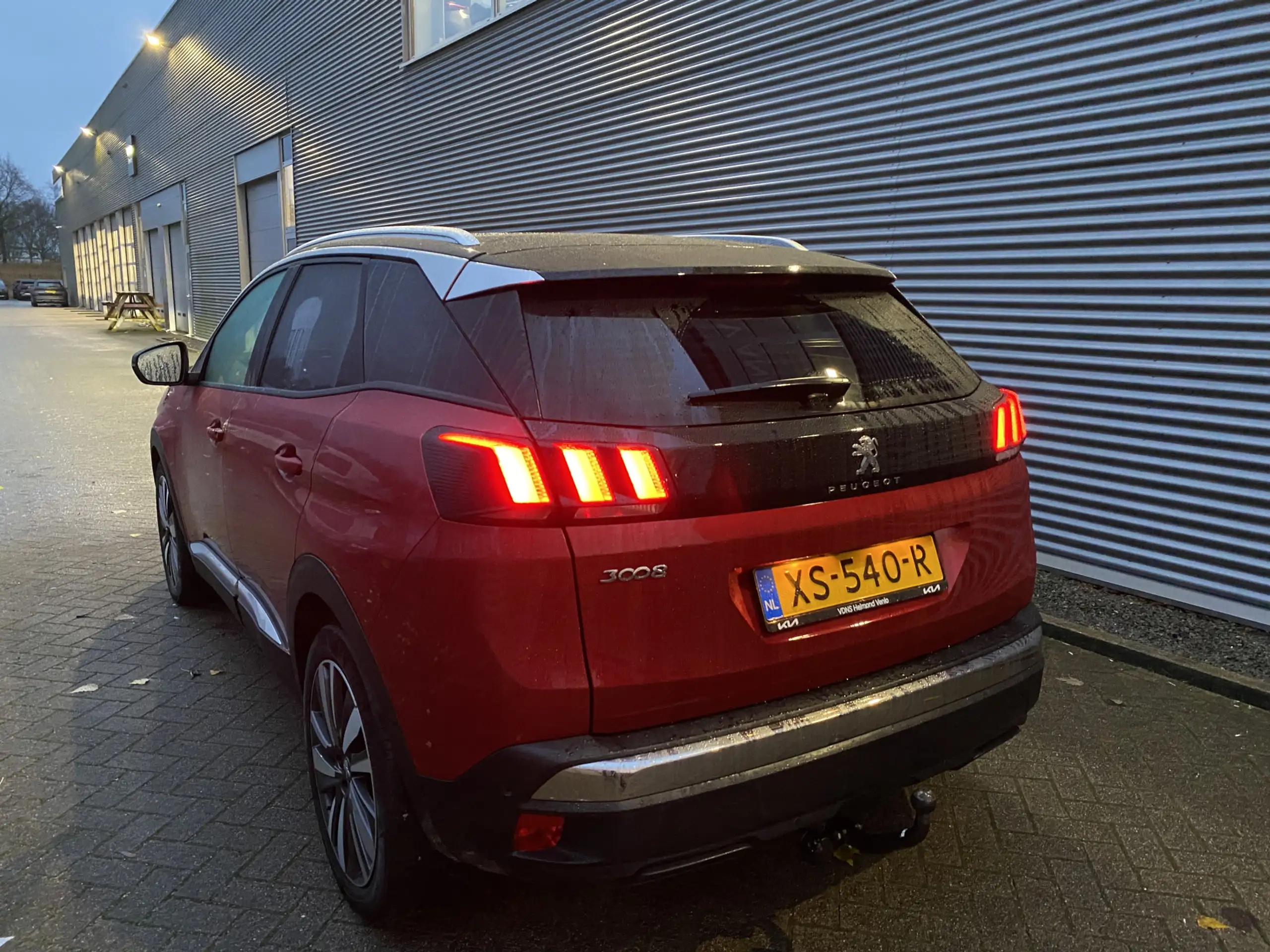 Peugeot - 3008