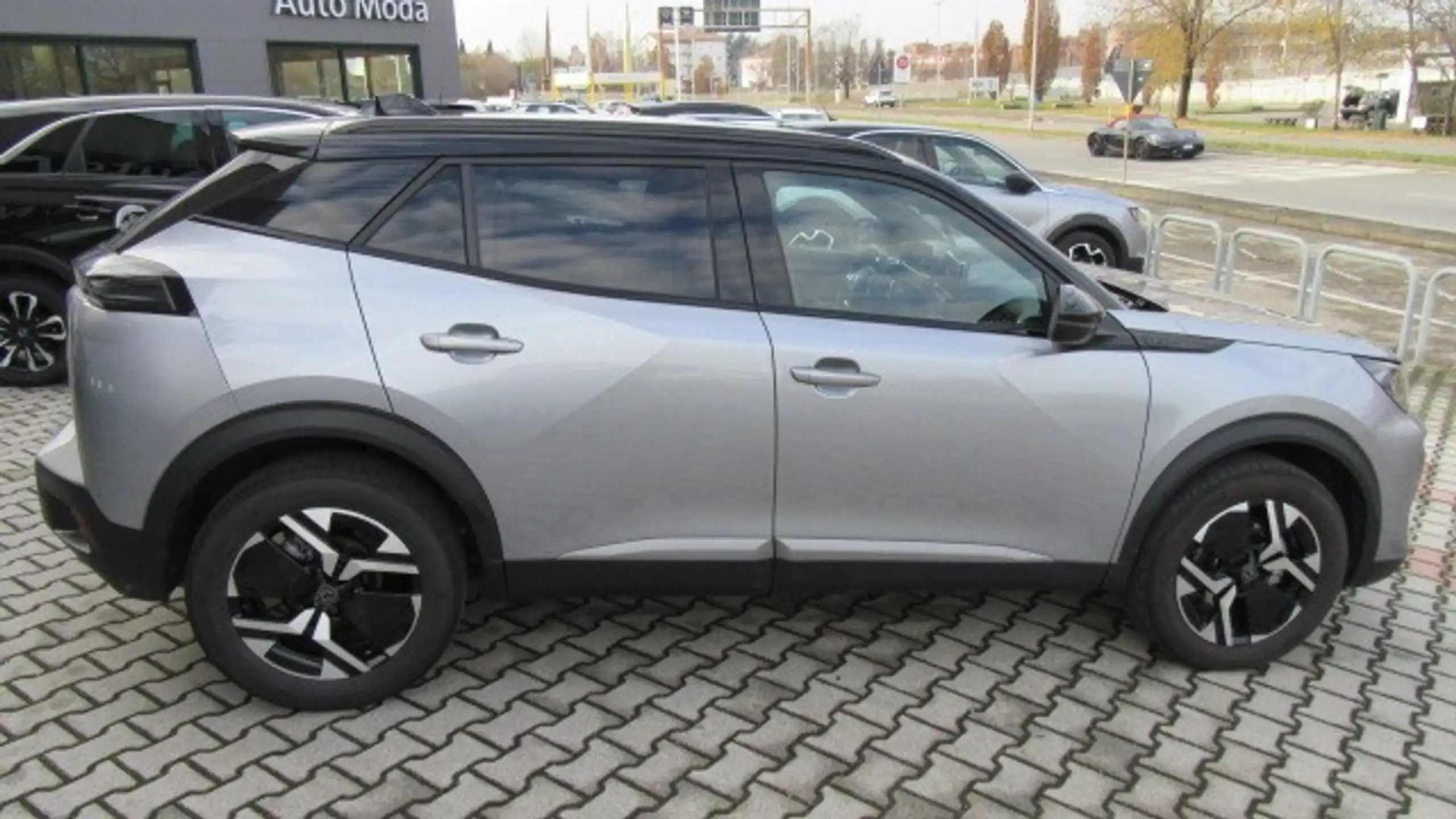 Peugeot - 2008