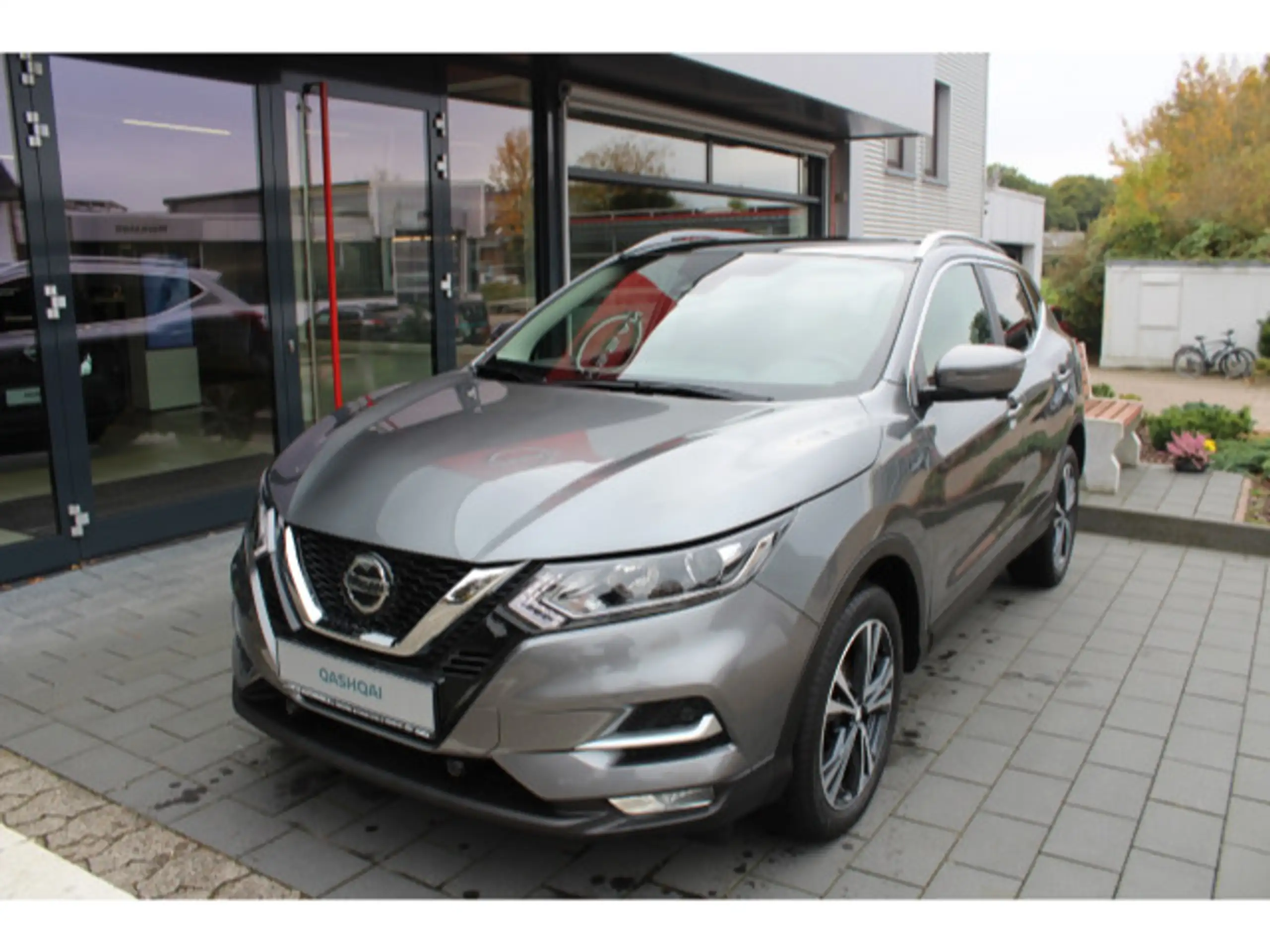 Nissan - Qashqai