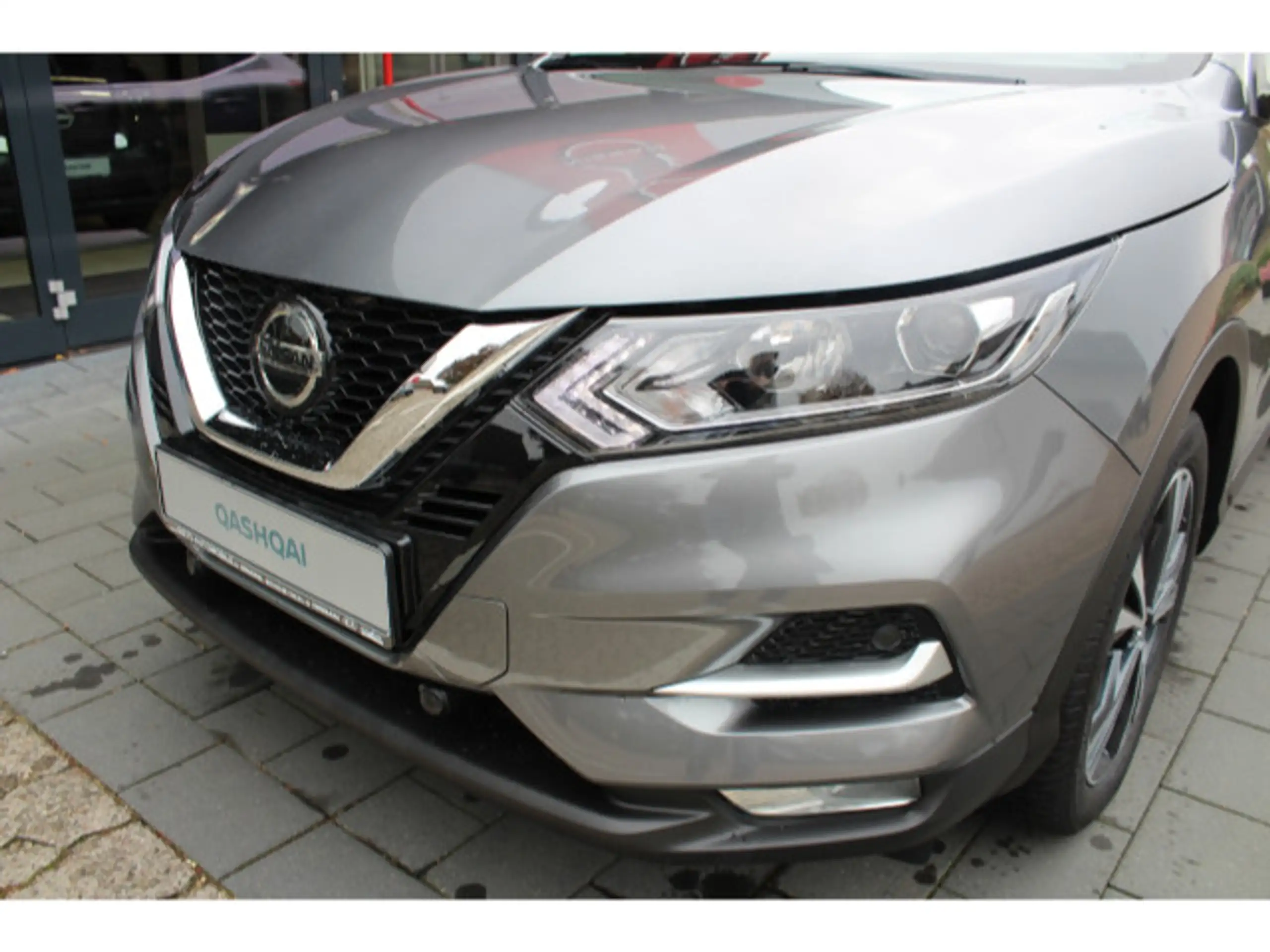 Nissan - Qashqai