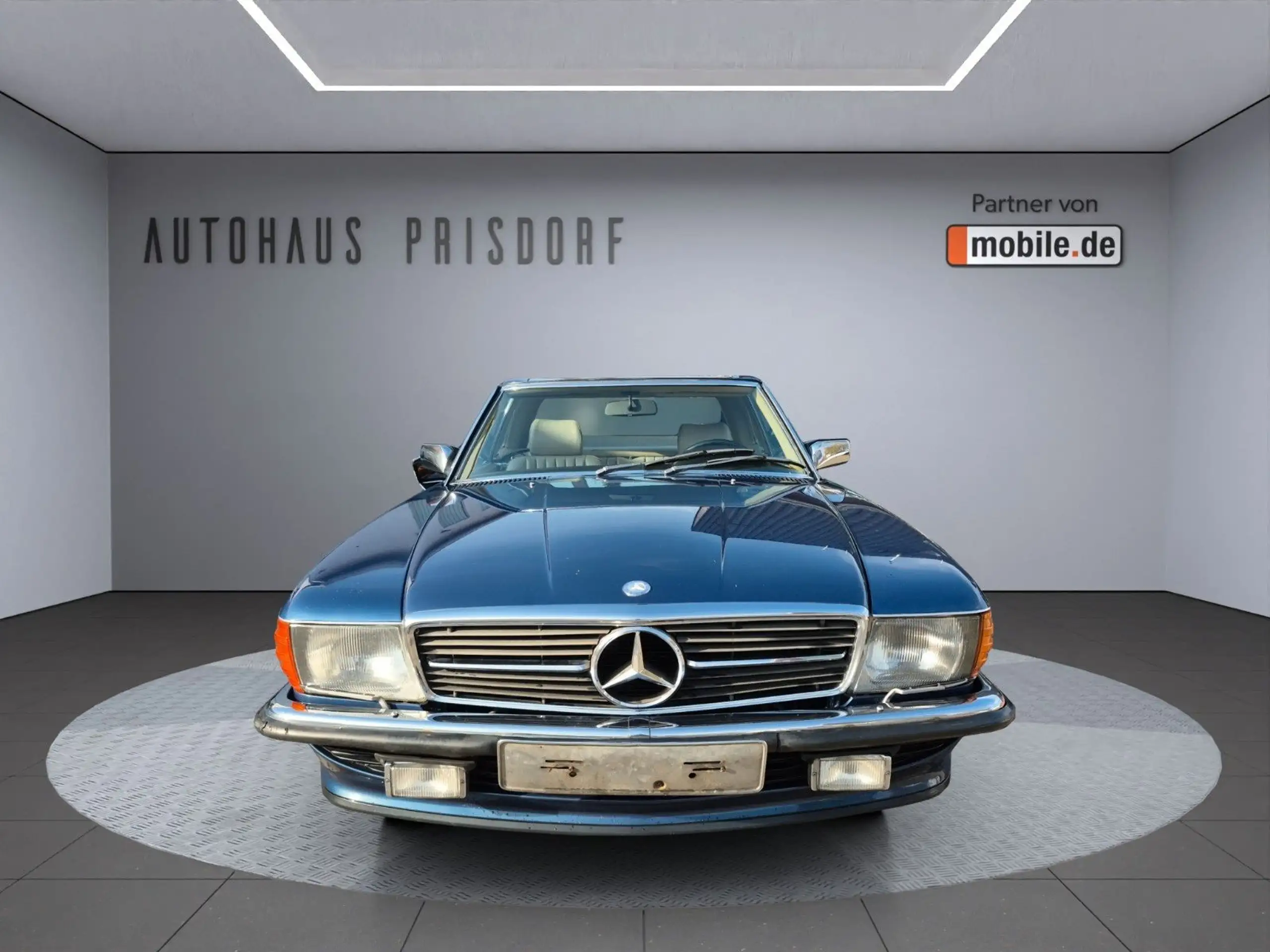 Mercedes-Benz - SL 300