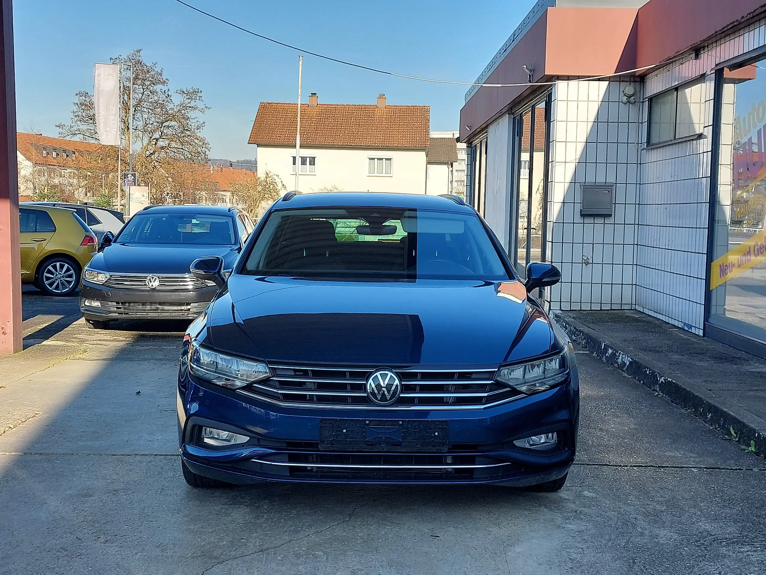 Volkswagen - Passat Variant