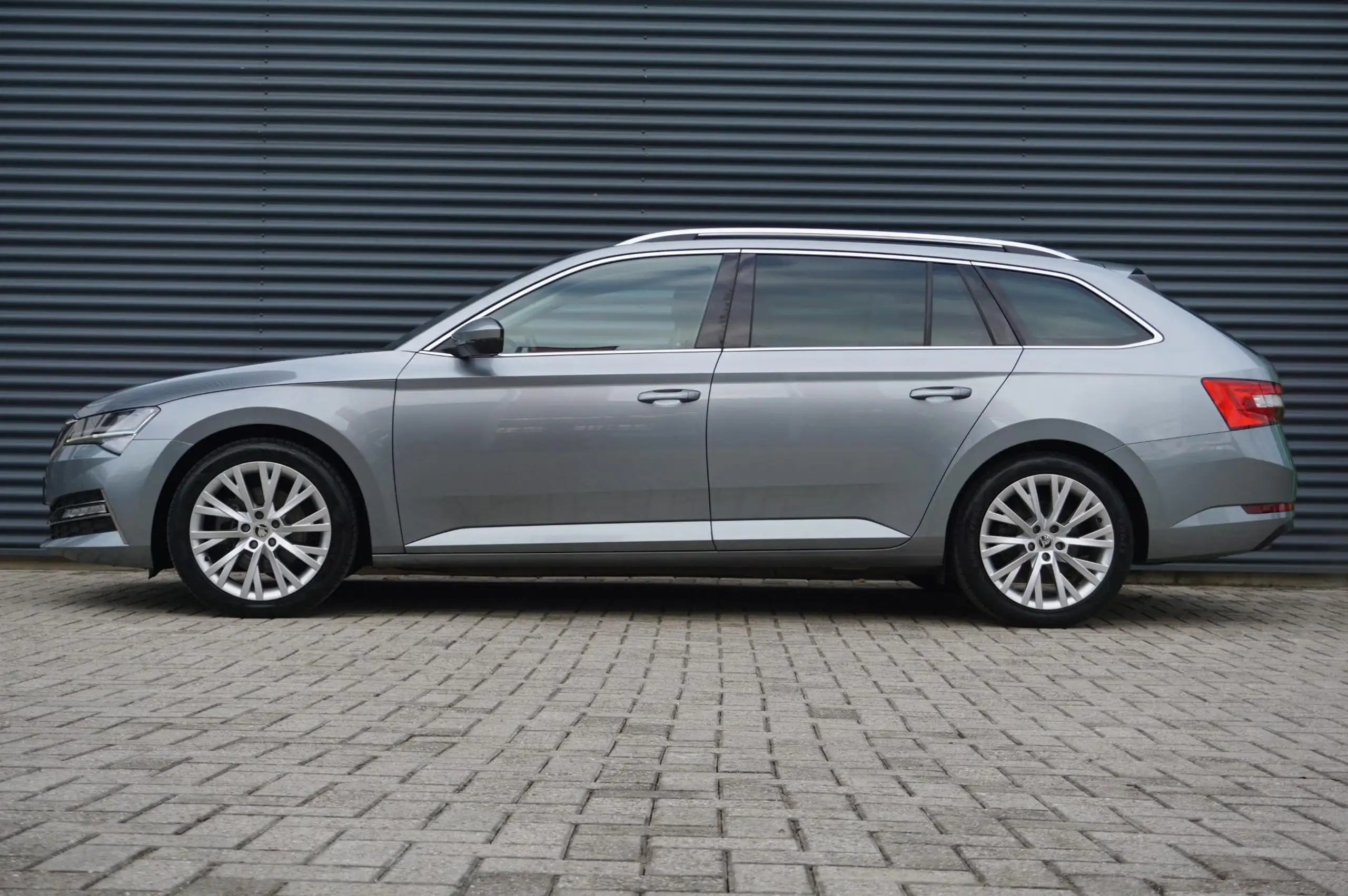 Skoda - Superb