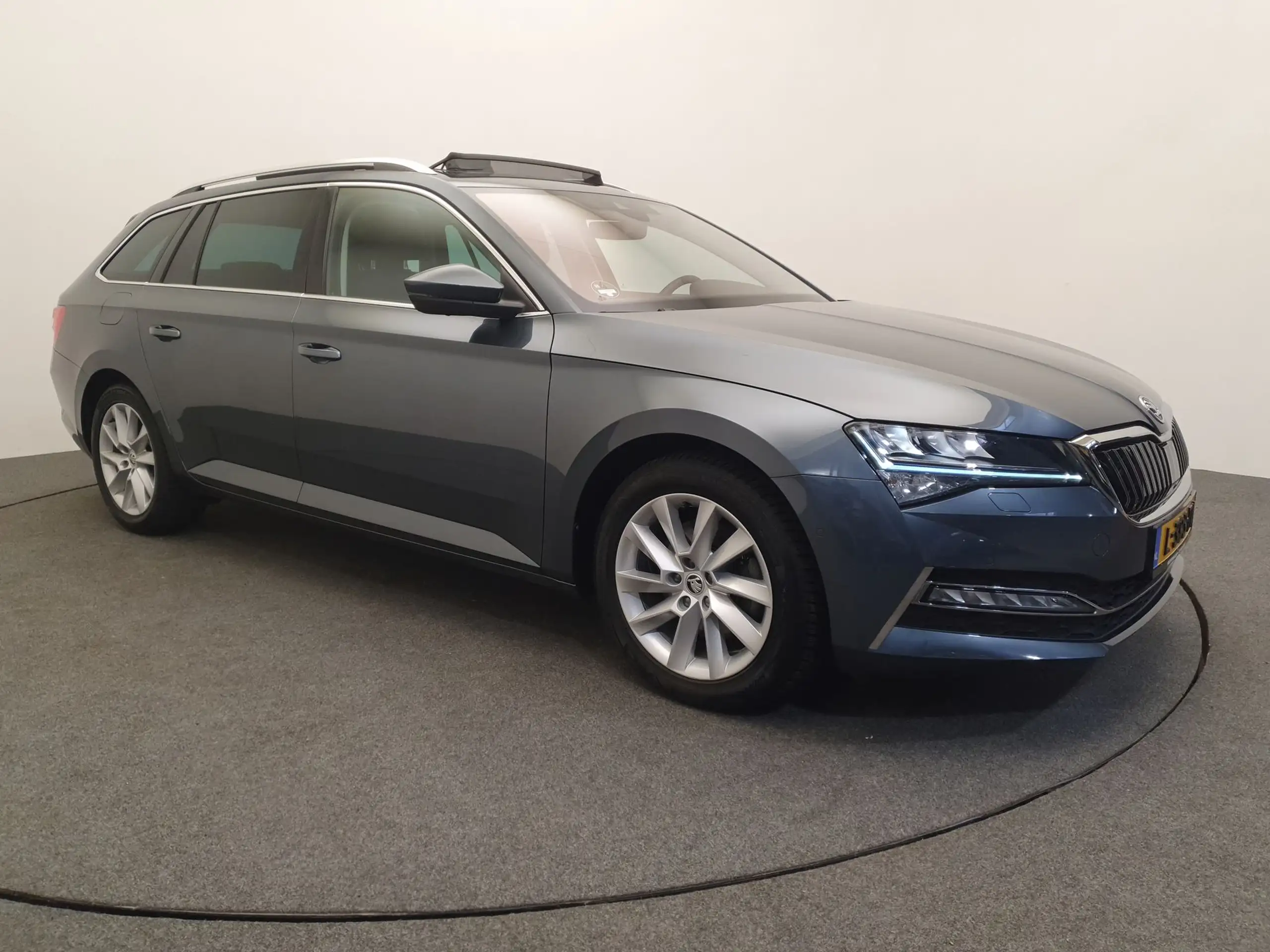 Skoda - Superb