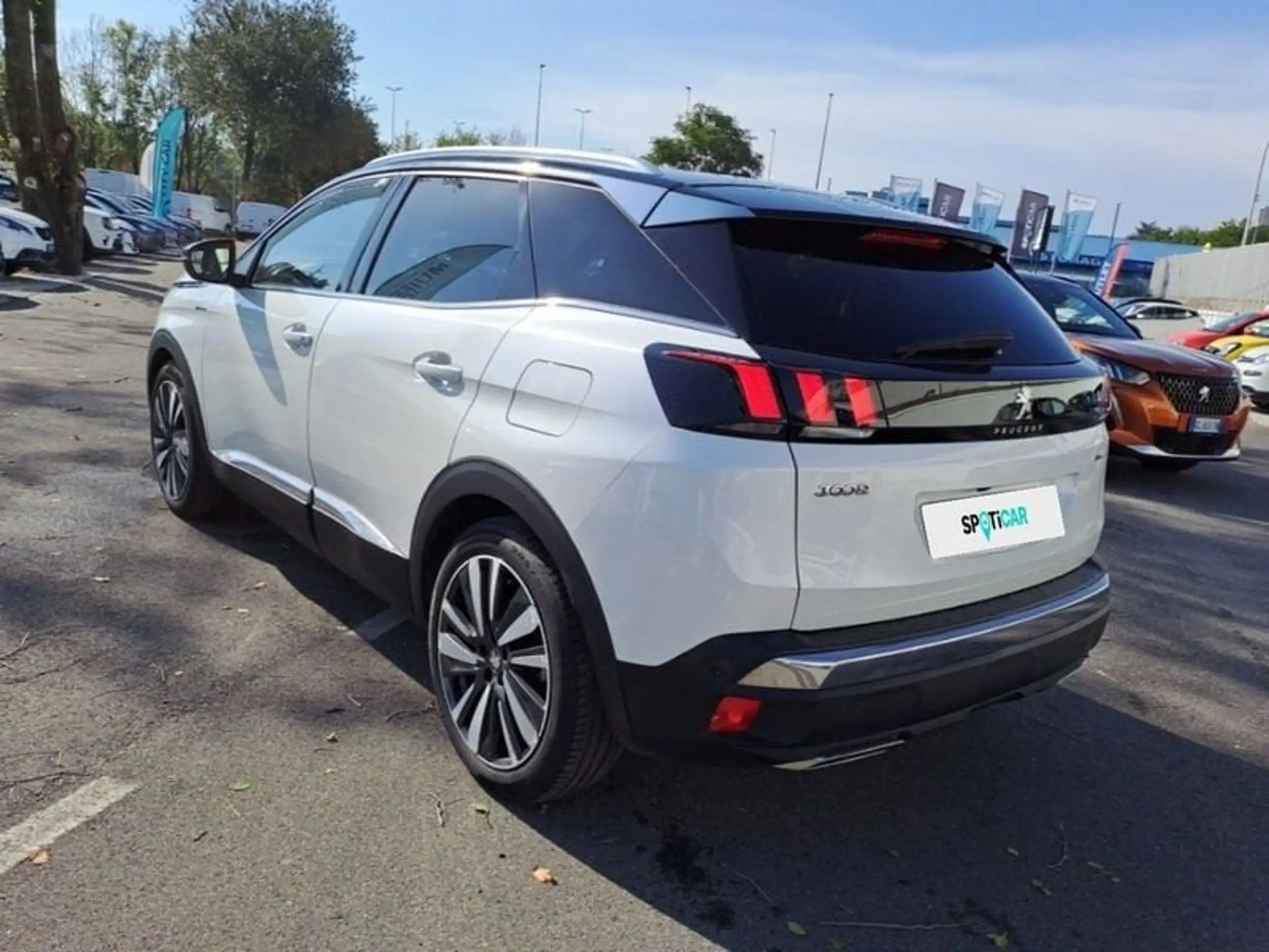 Peugeot - 3008