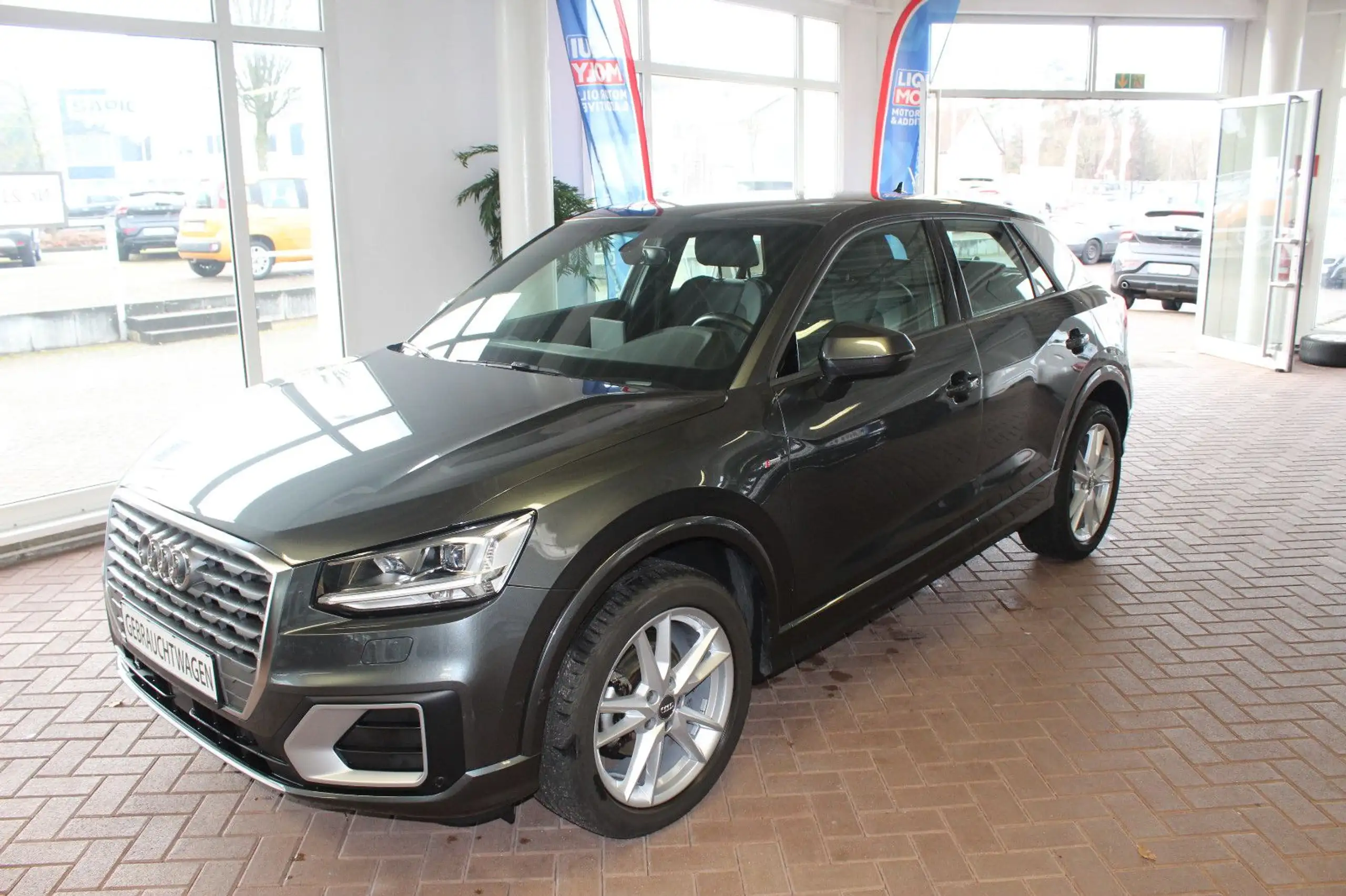 Audi - Q2