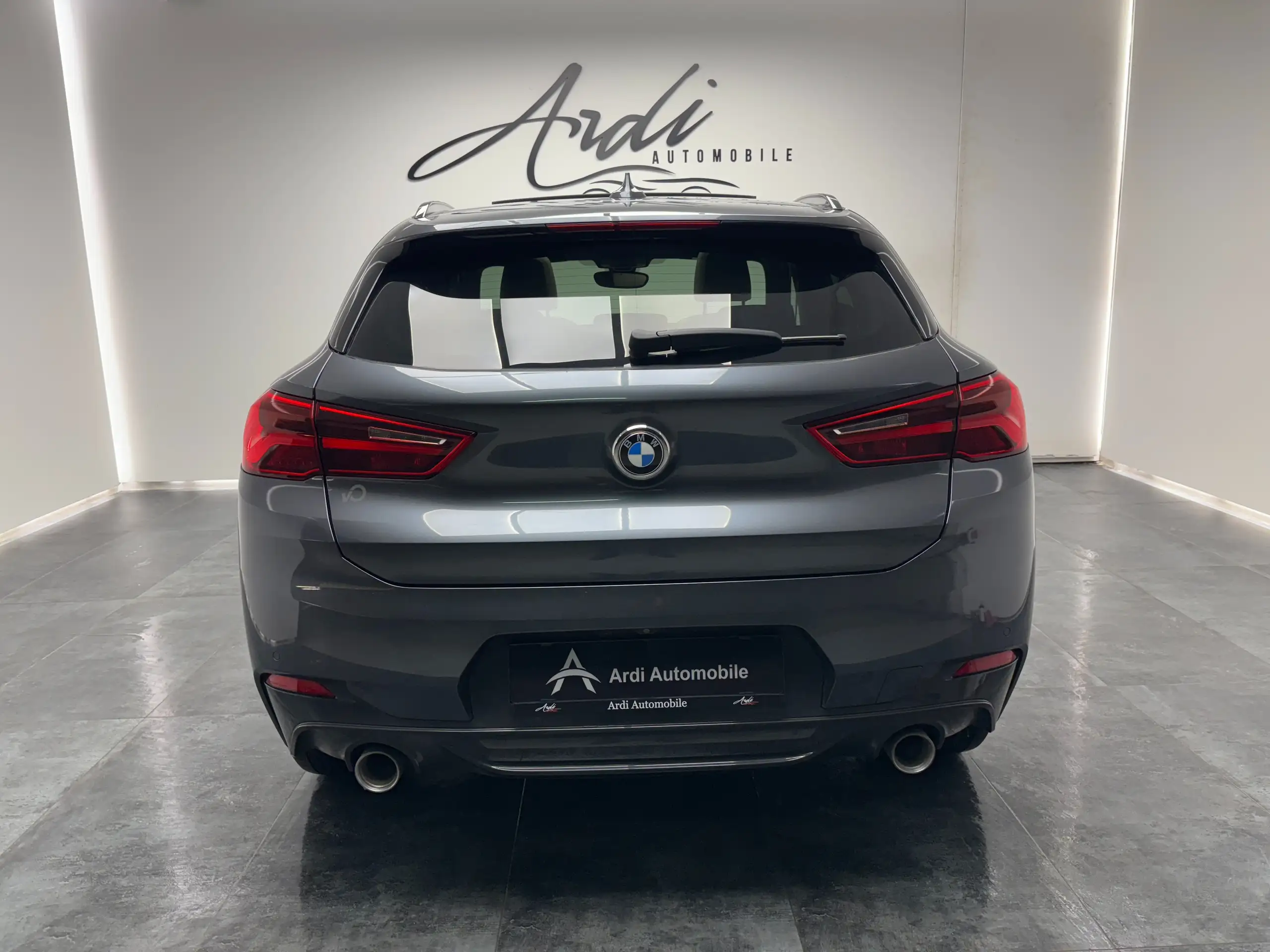 BMW - X2