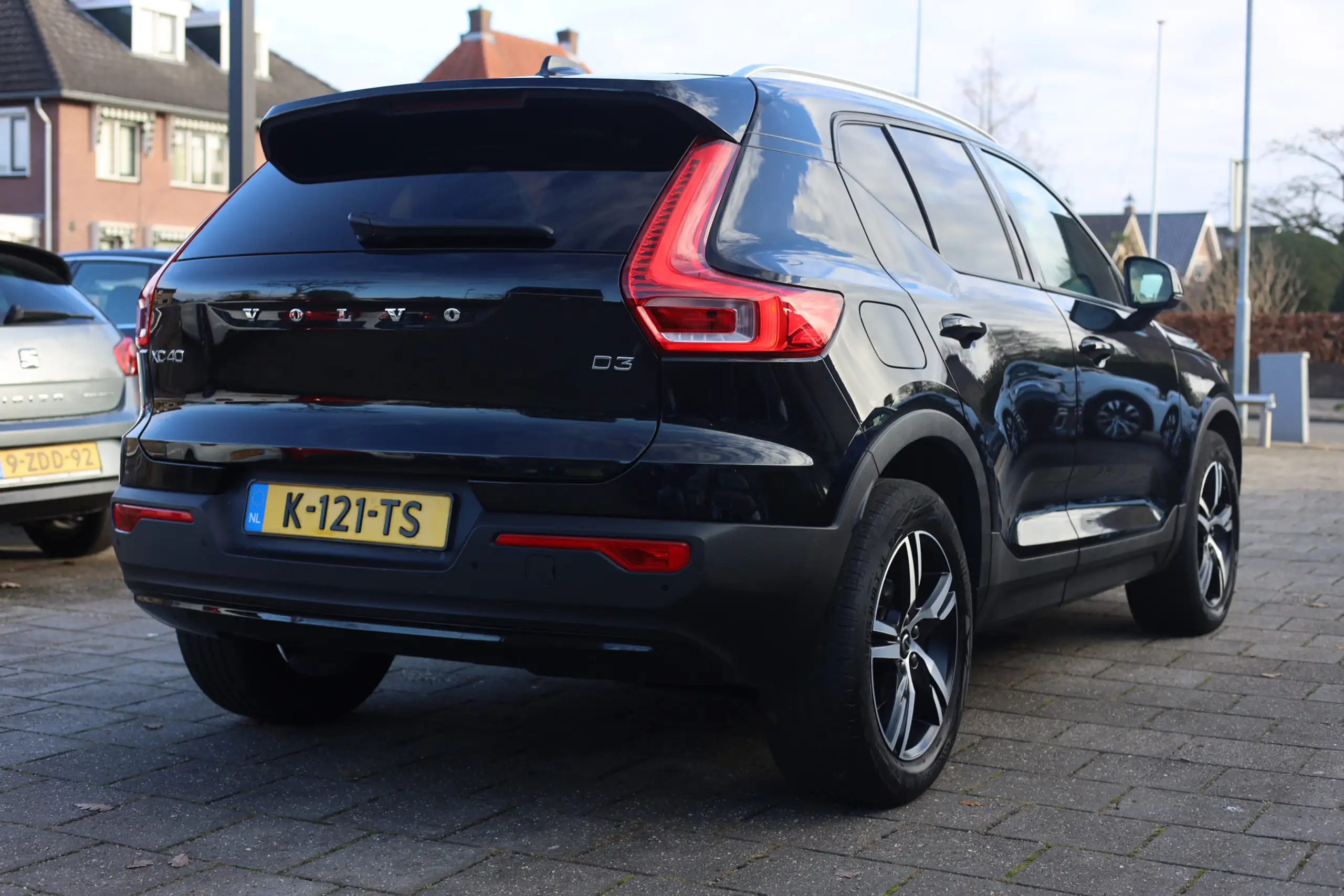 Volvo - XC40