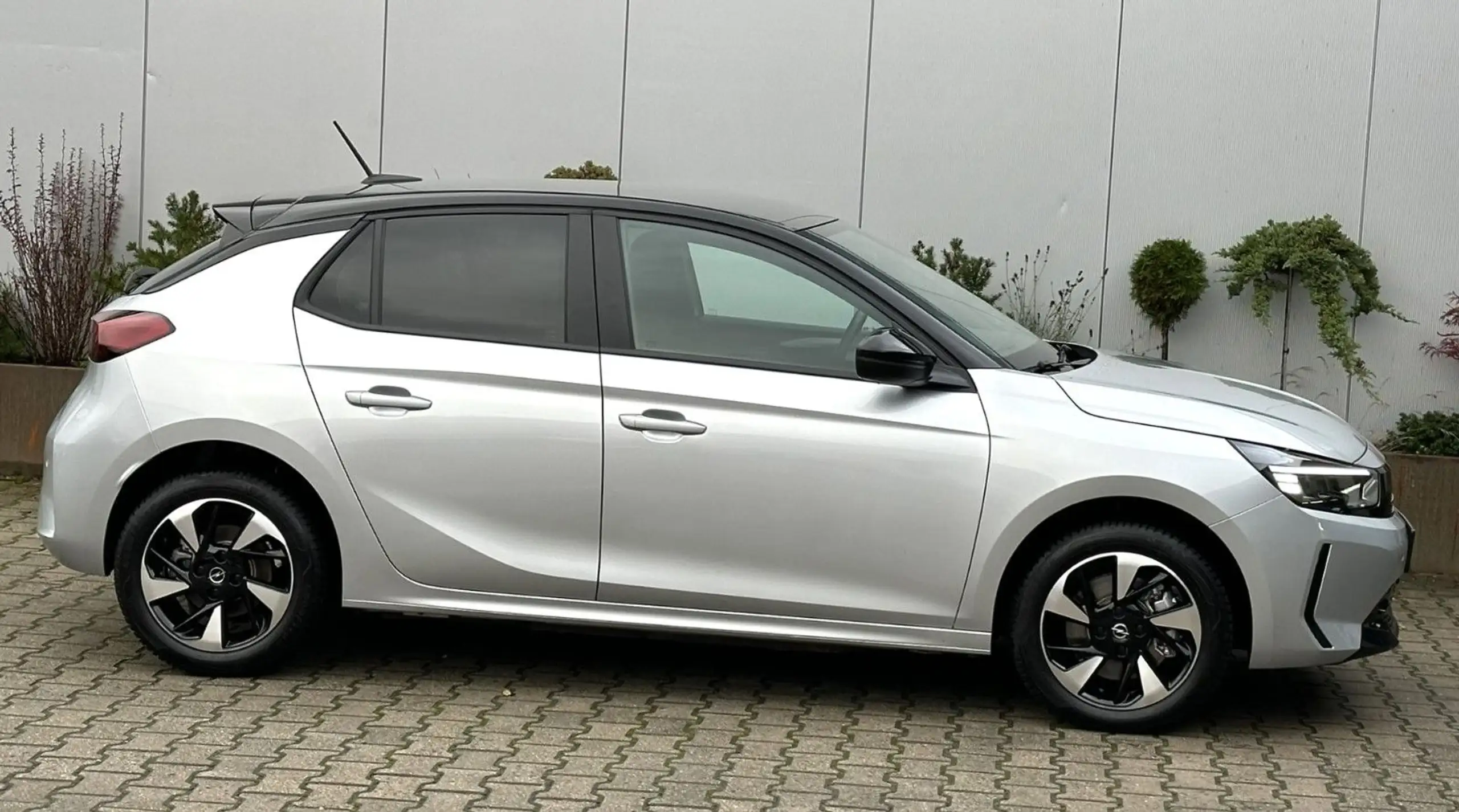 Opel - Corsa