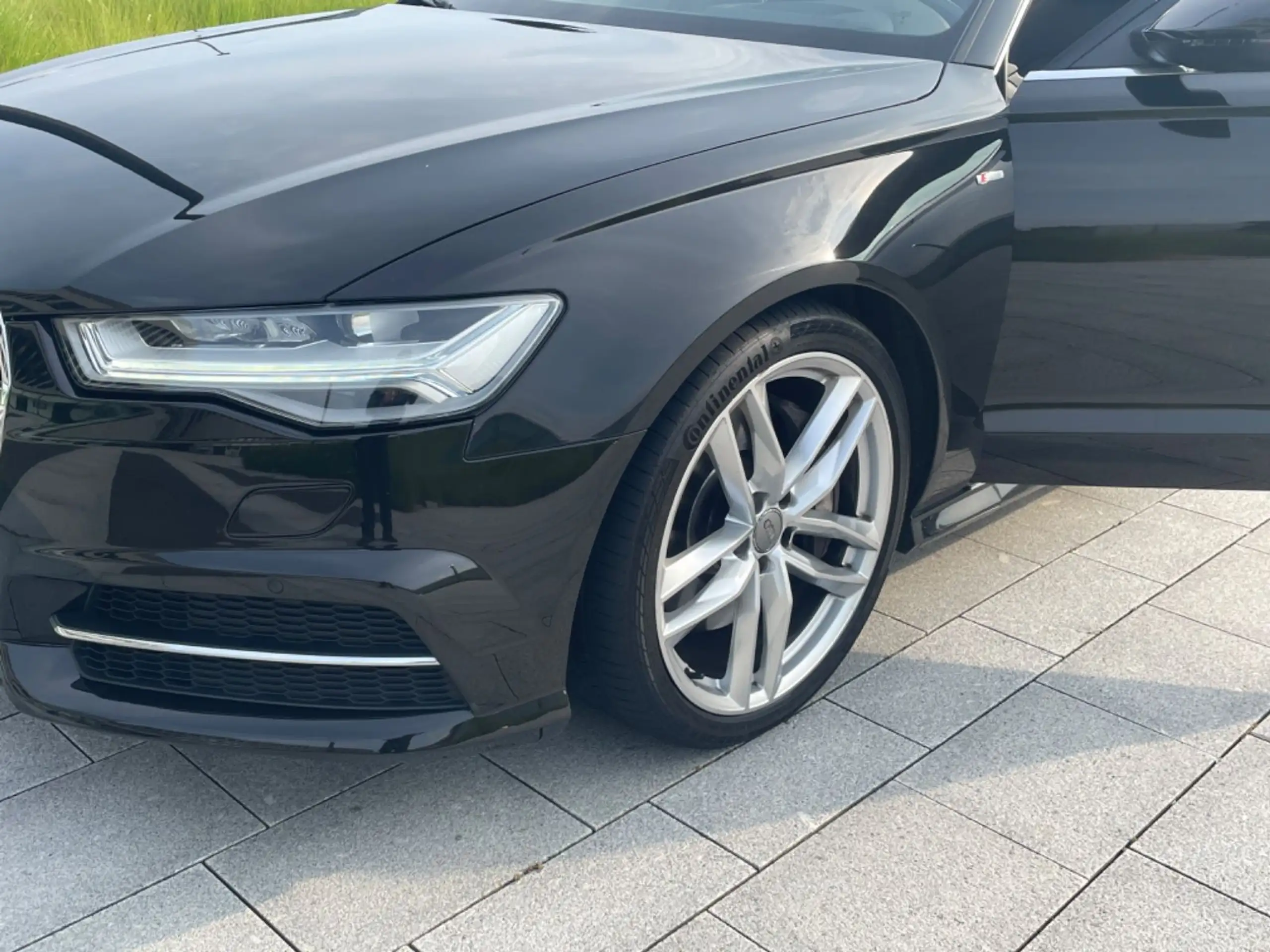 Audi - A6