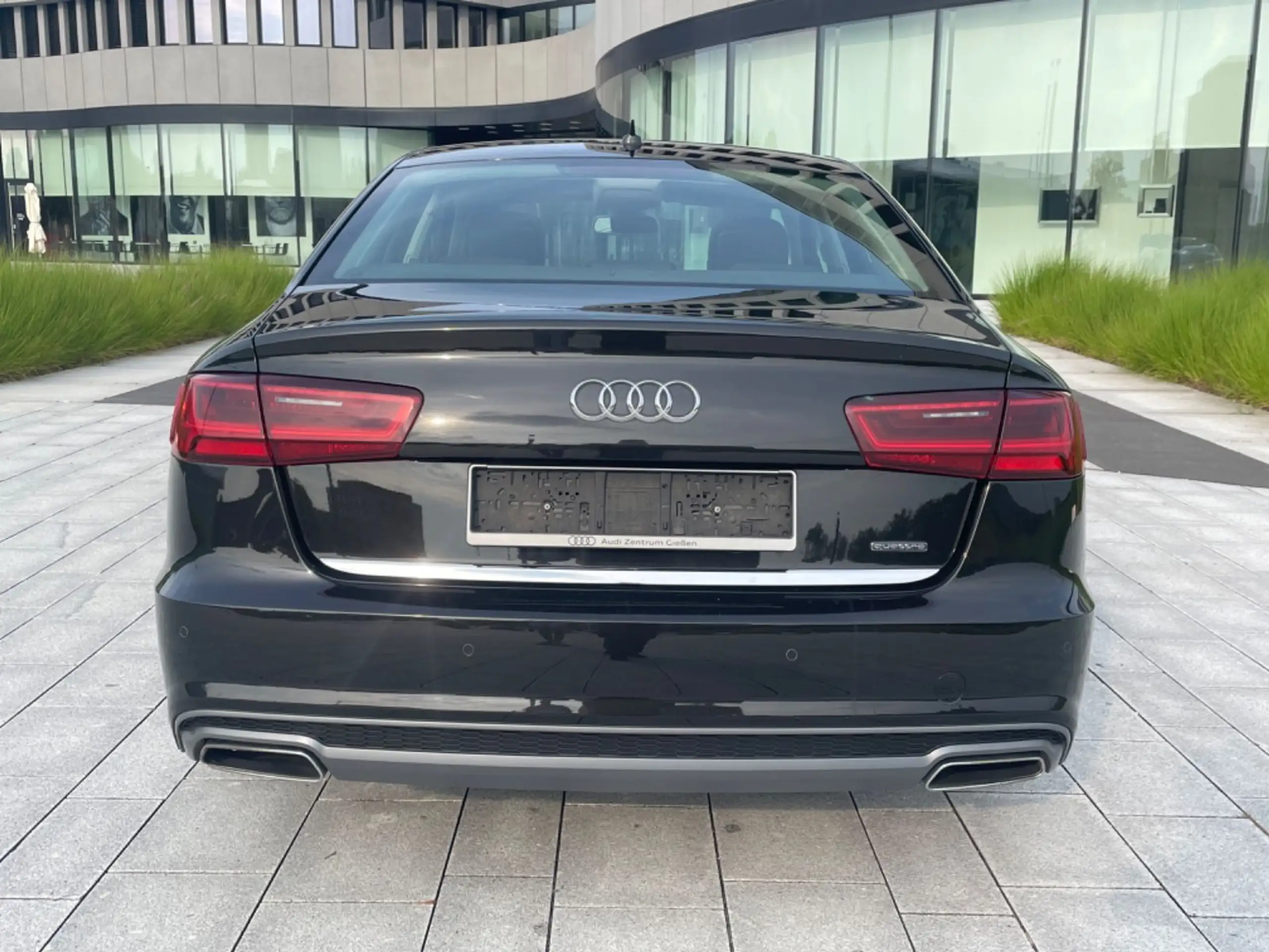 Audi - A6