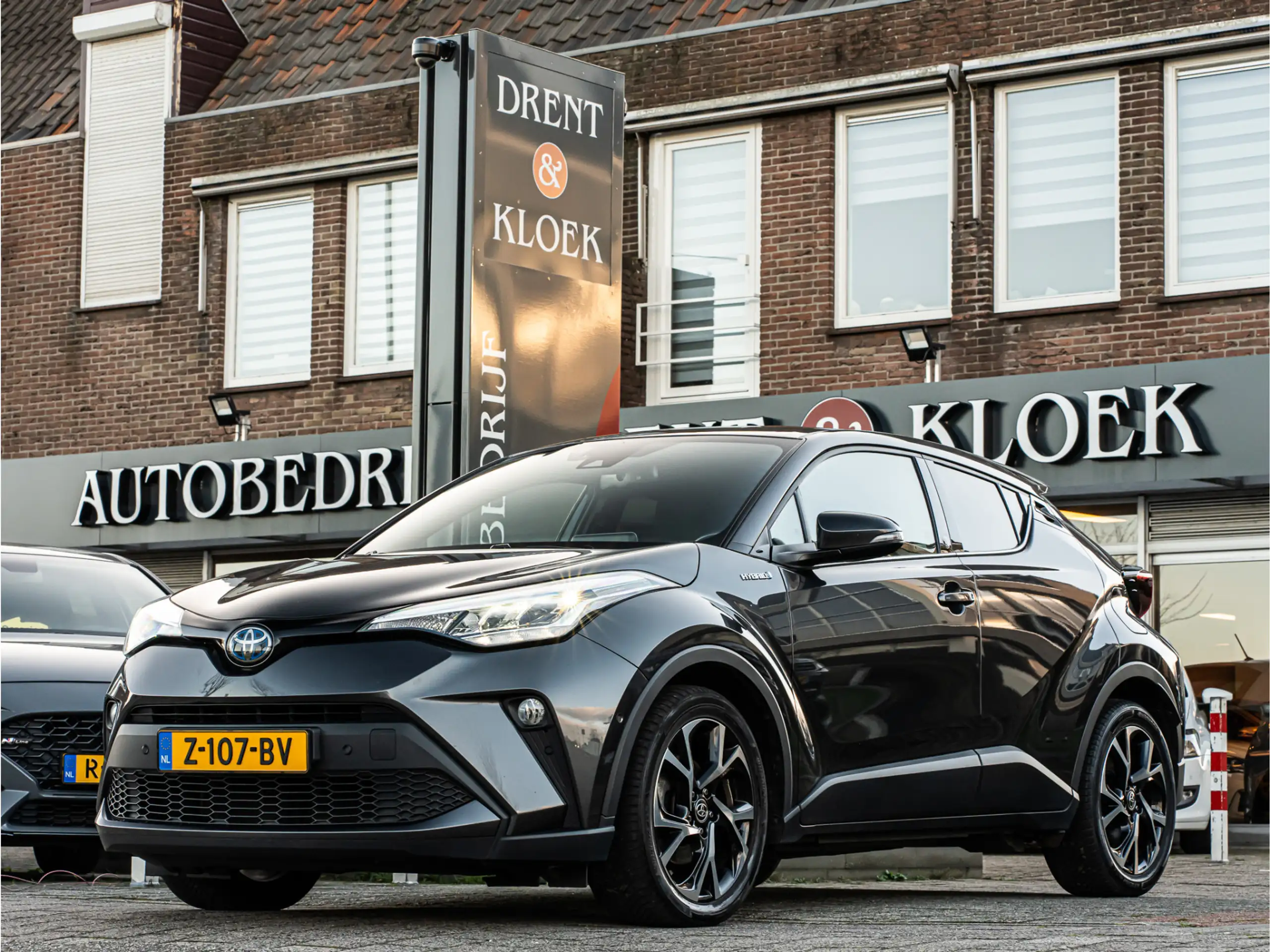 Toyota - C-HR