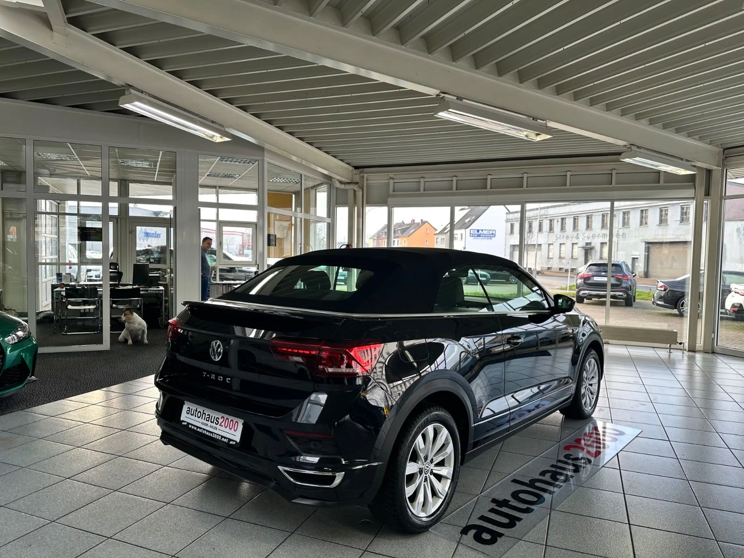 Volkswagen - T-Roc