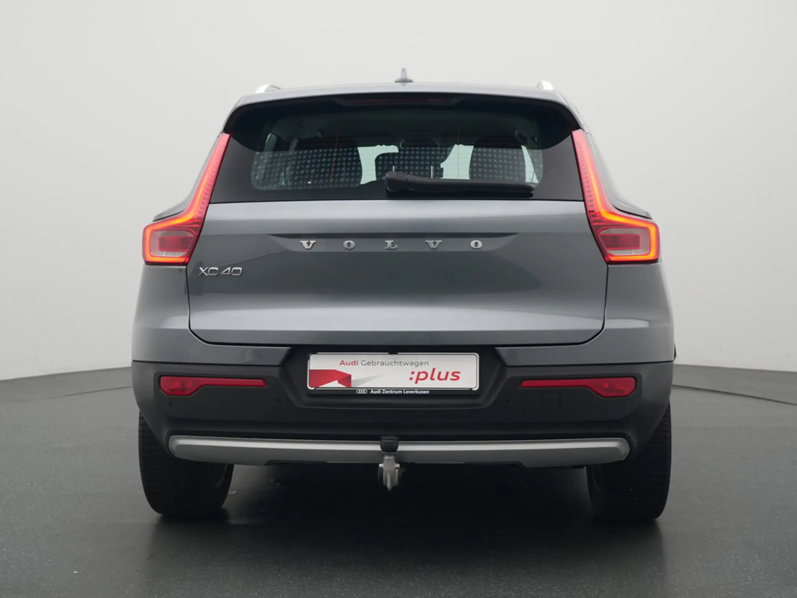 Volvo - XC40