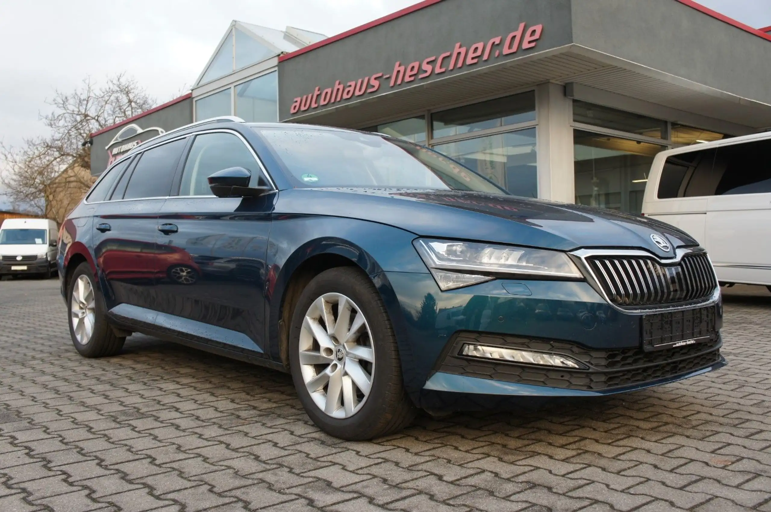 Skoda - Superb