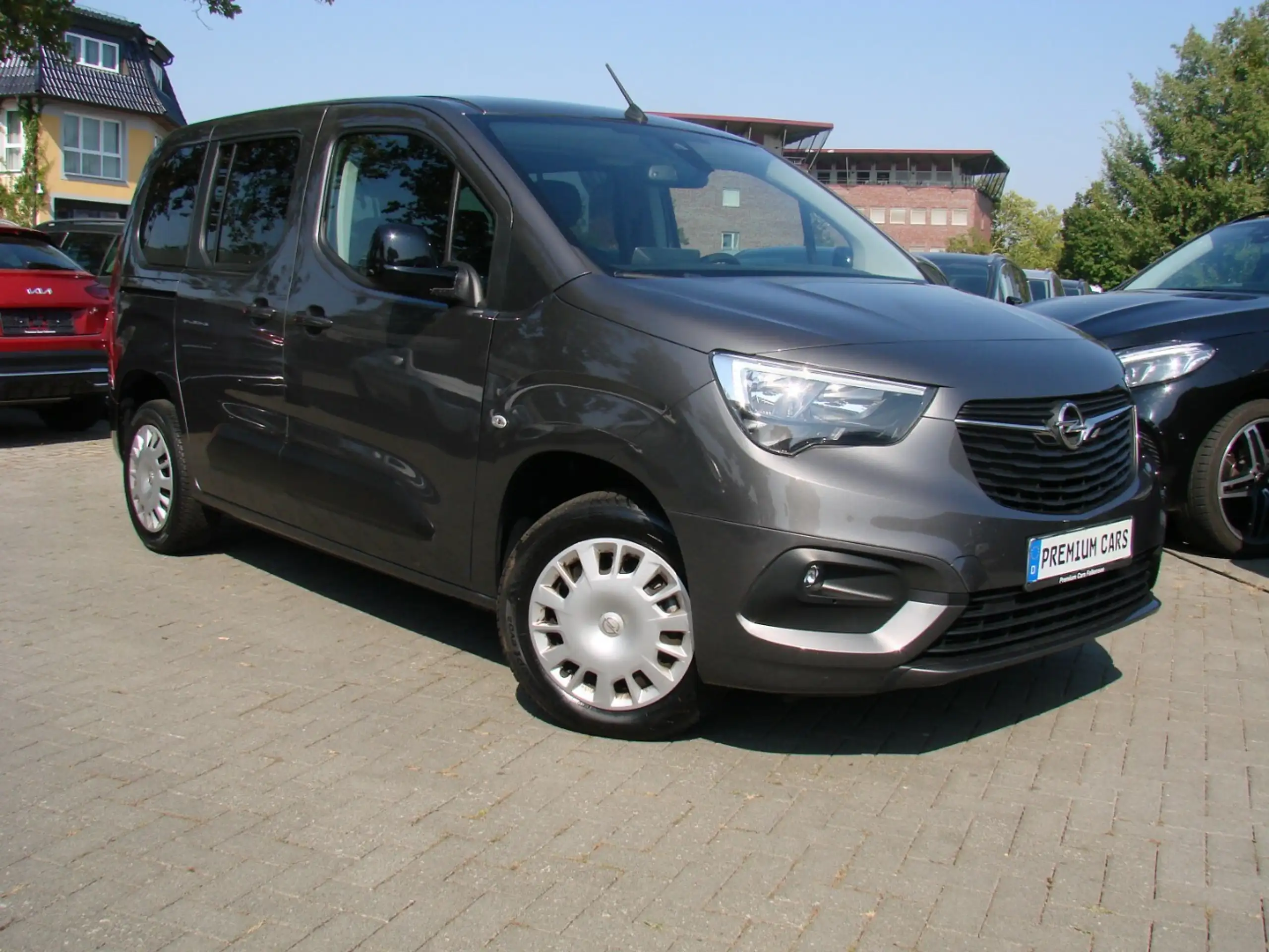 Opel - Combo Life