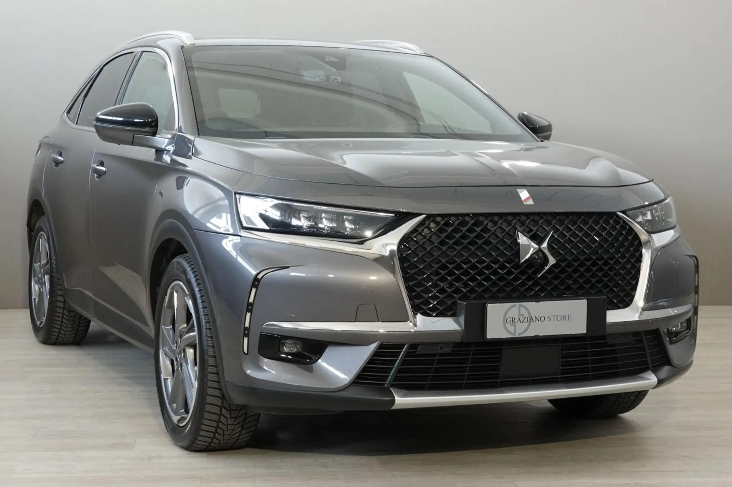 DS Automobiles - DS 7 Crossback