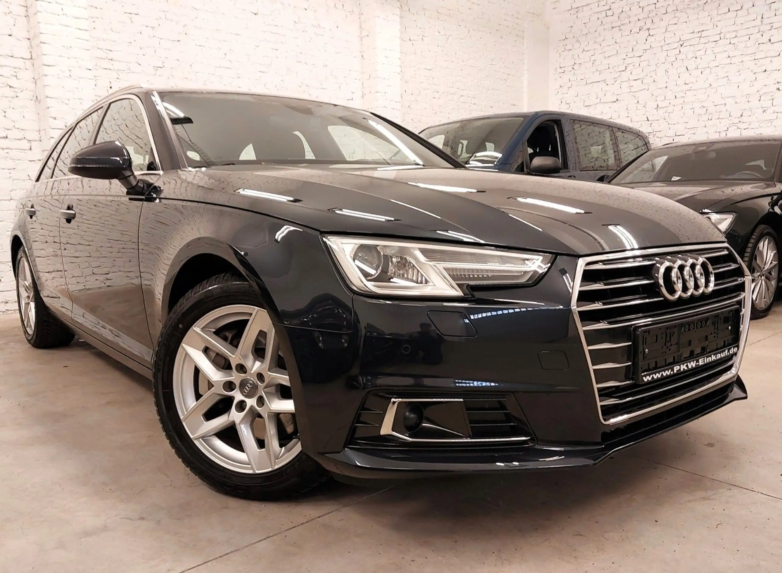 Audi - A4