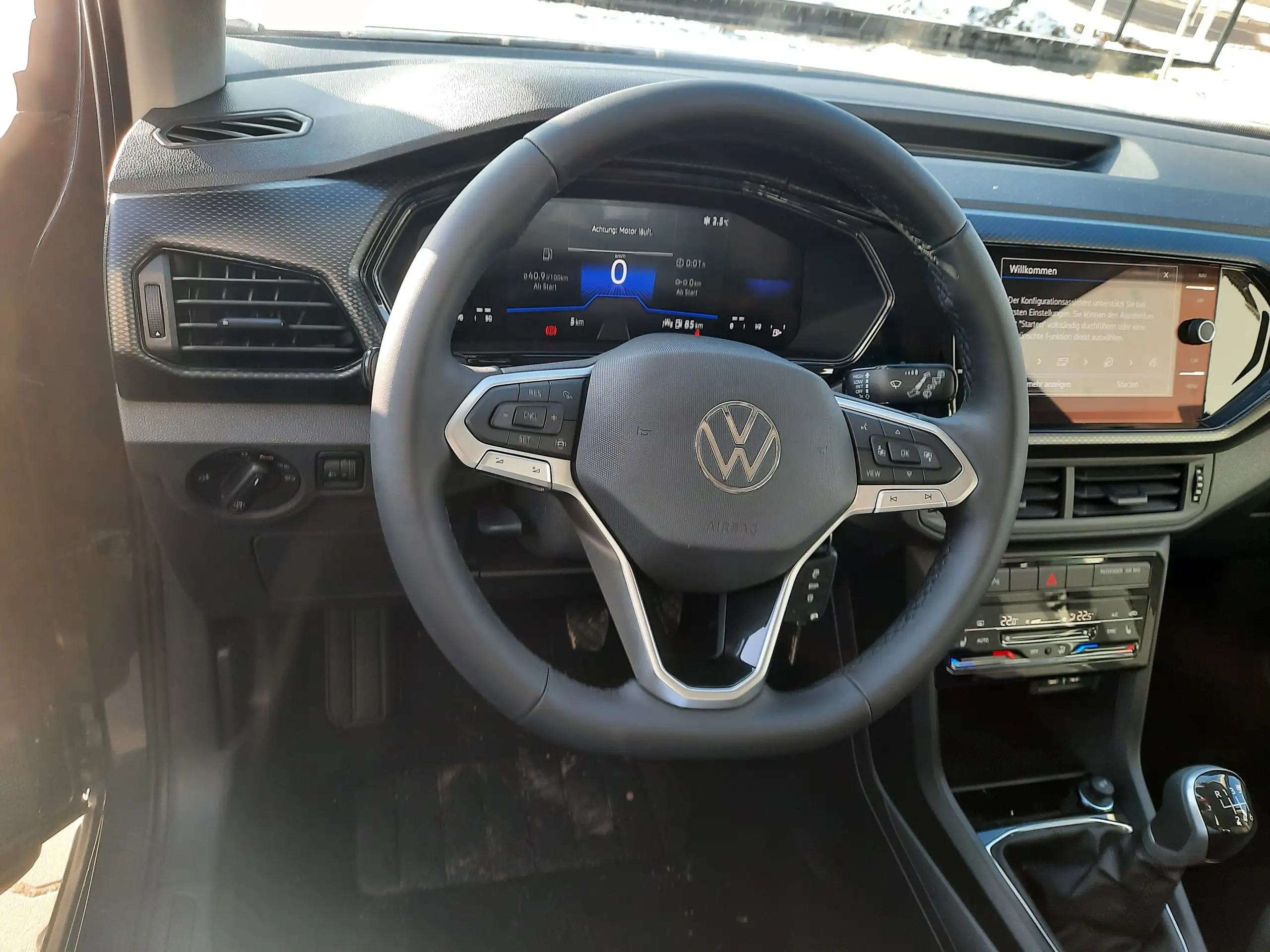 Volkswagen - T-Cross