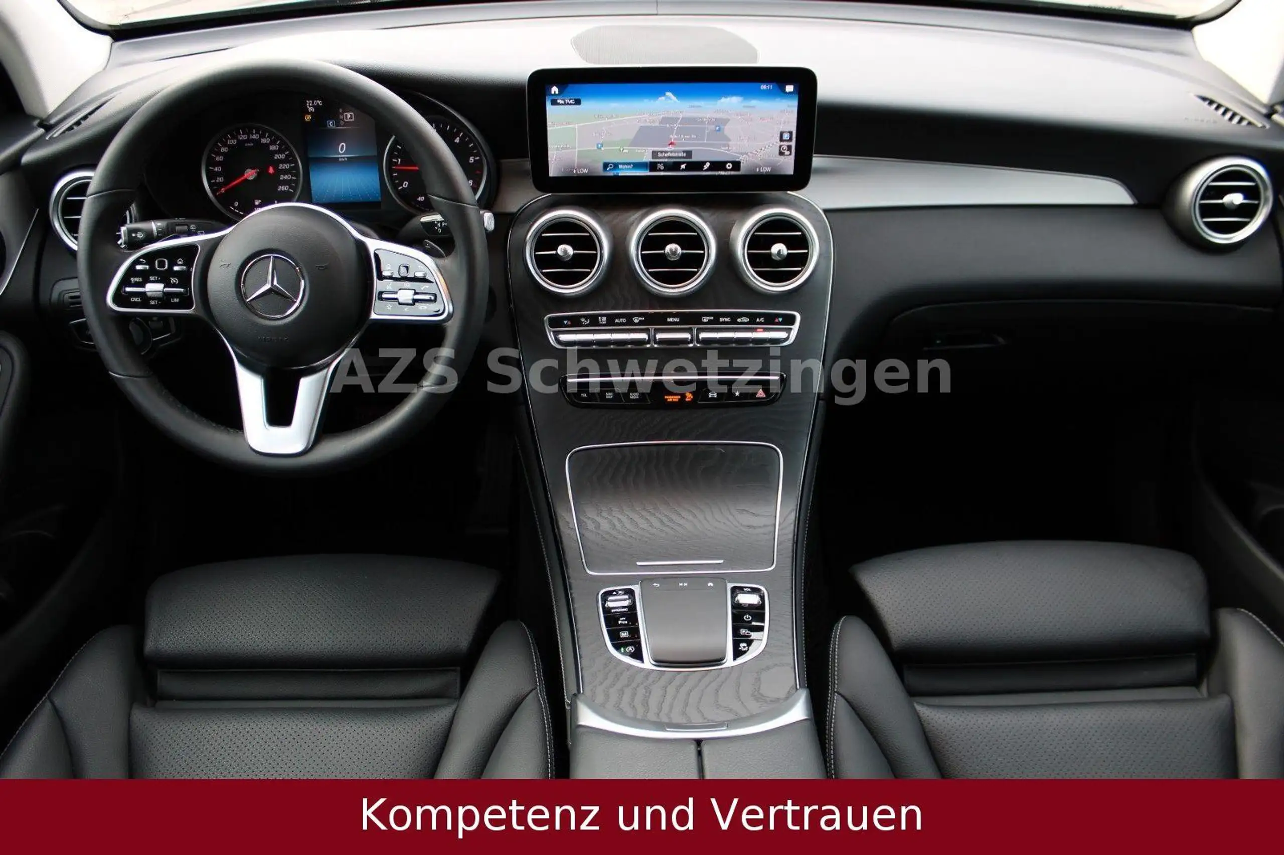 Mercedes-Benz - GLC 220