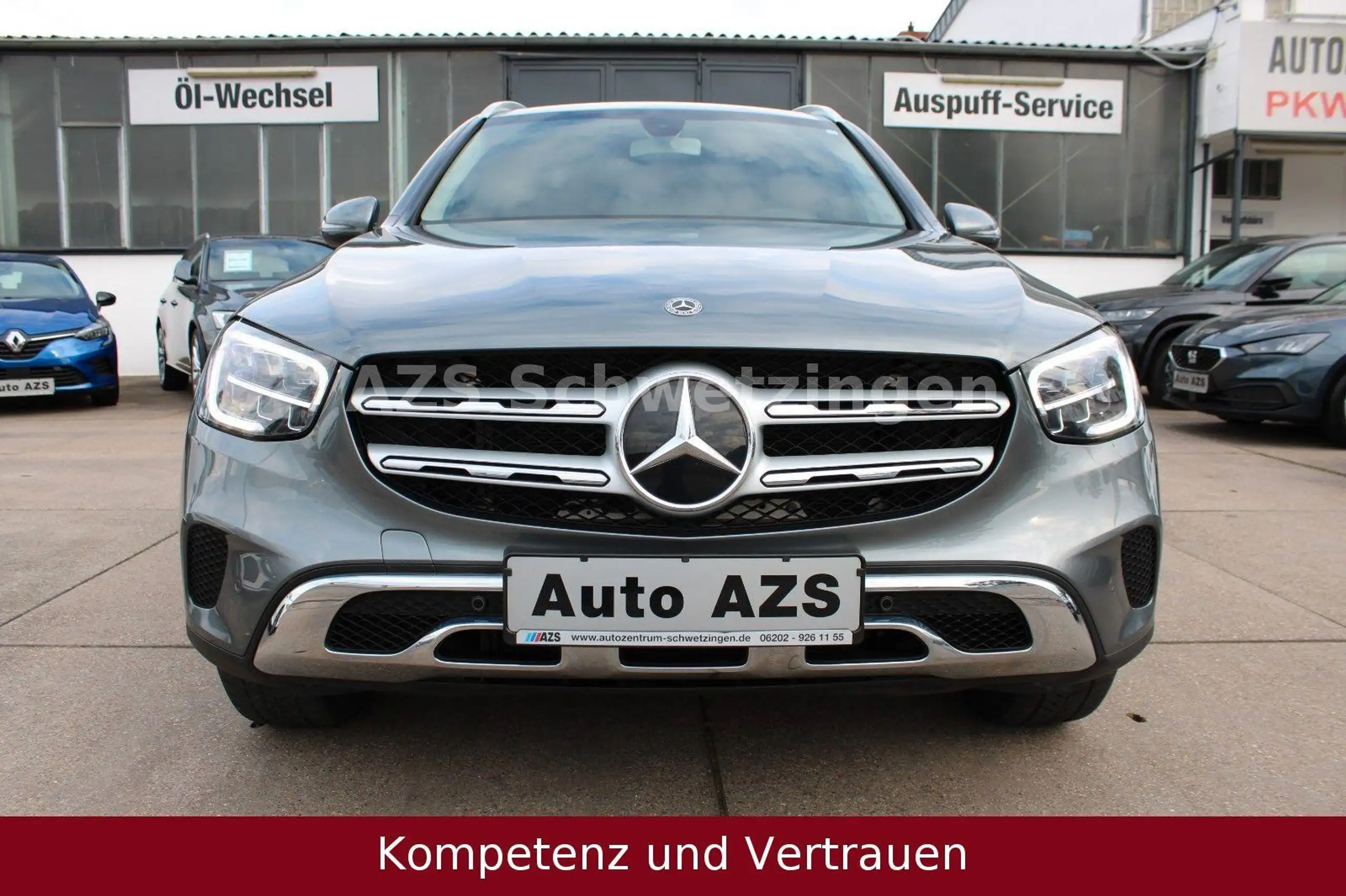 Mercedes-Benz - GLC 220