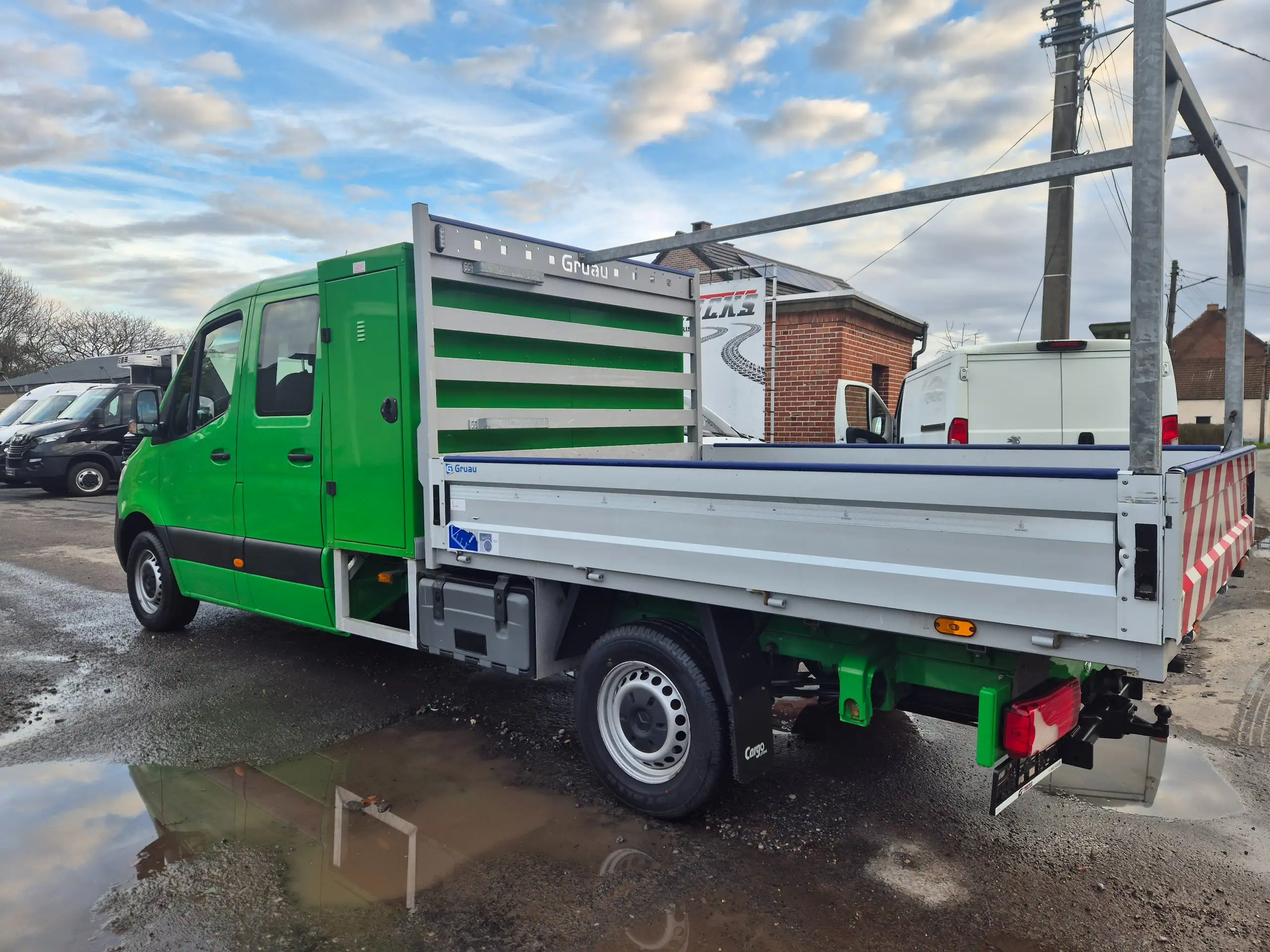 Mercedes-Benz - Sprinter