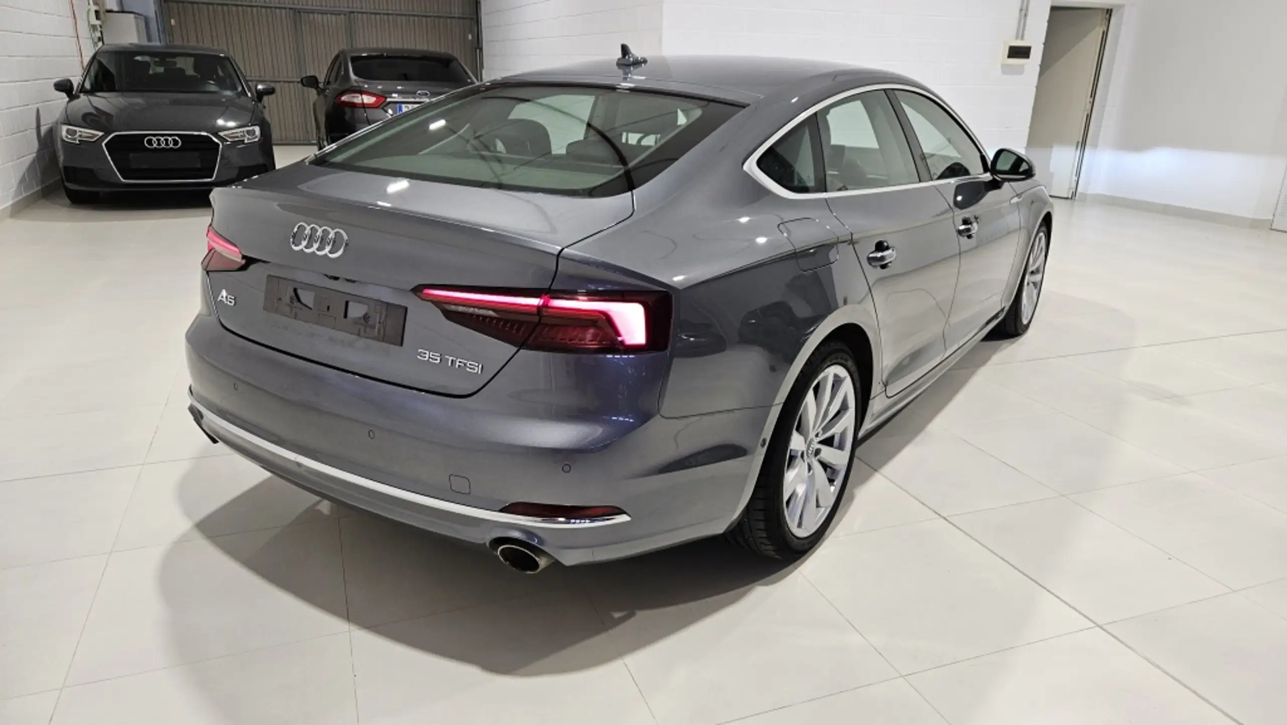 Audi - A5