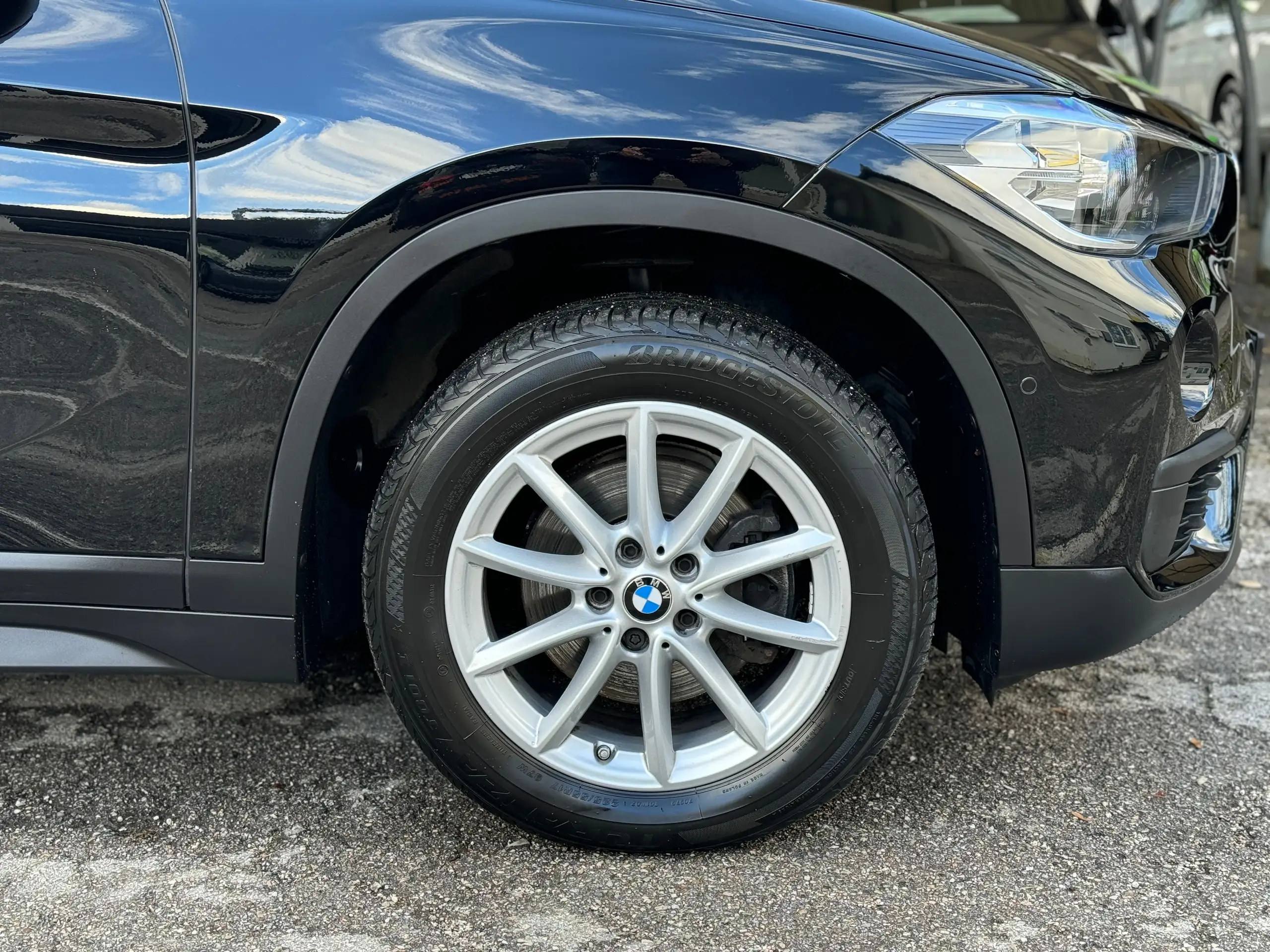 BMW - X1