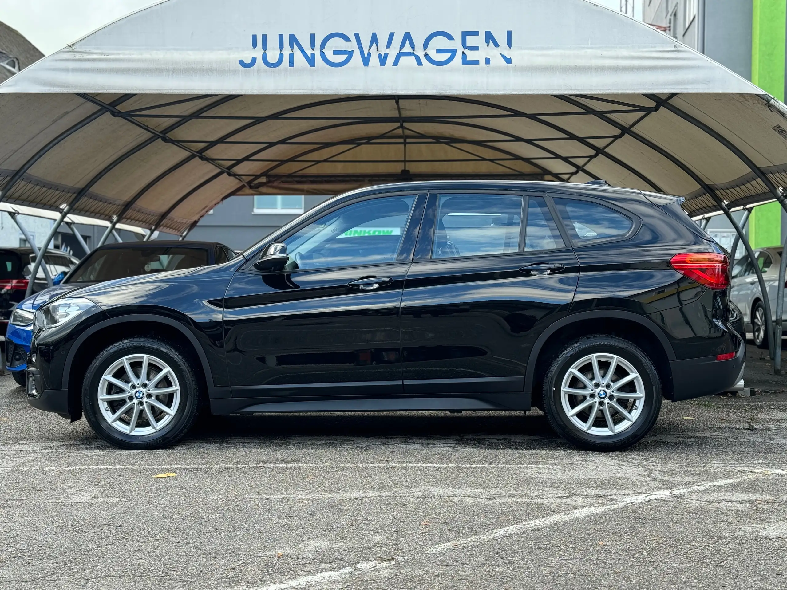 BMW - X1