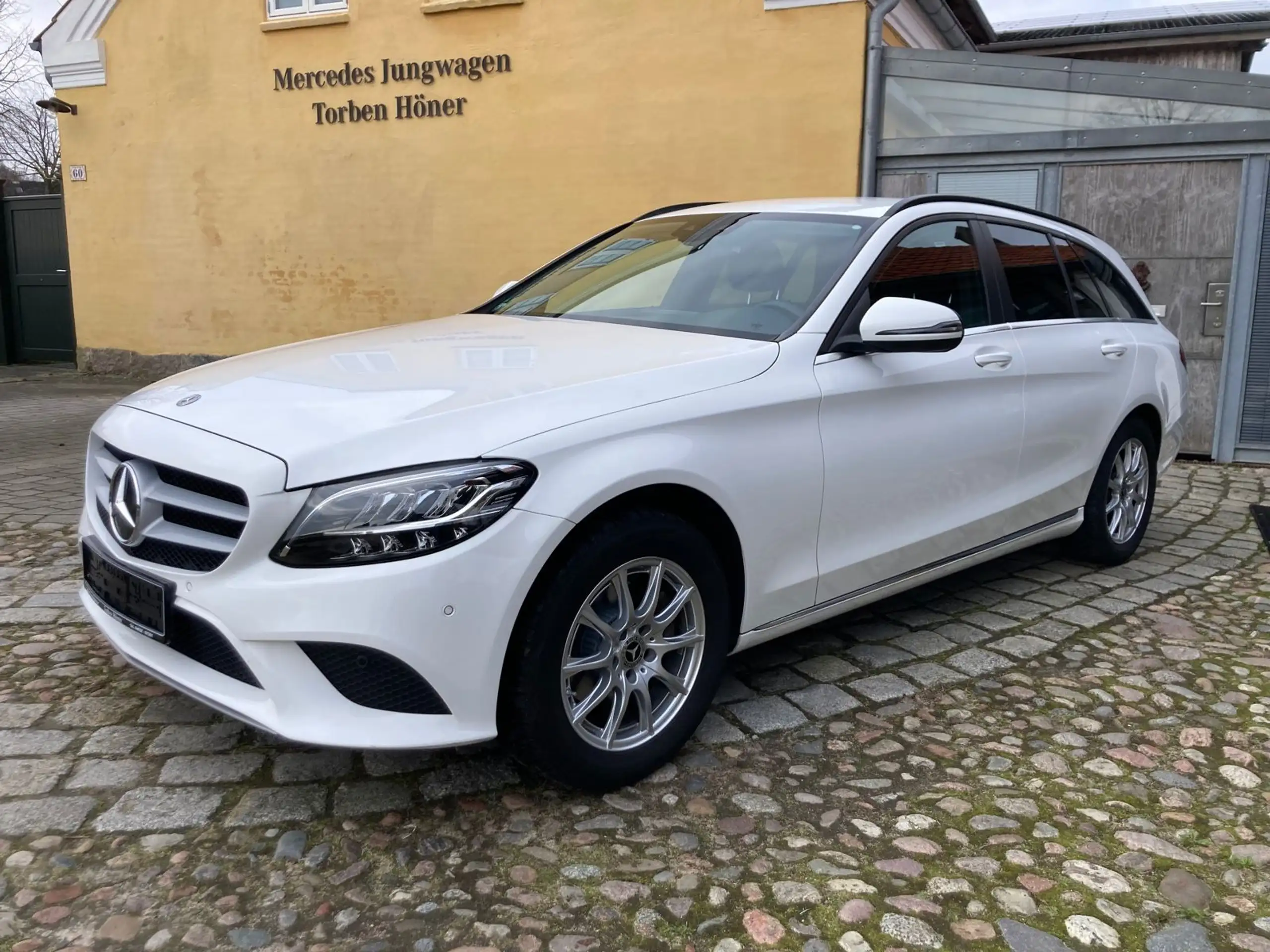 Mercedes-Benz C 180 2021