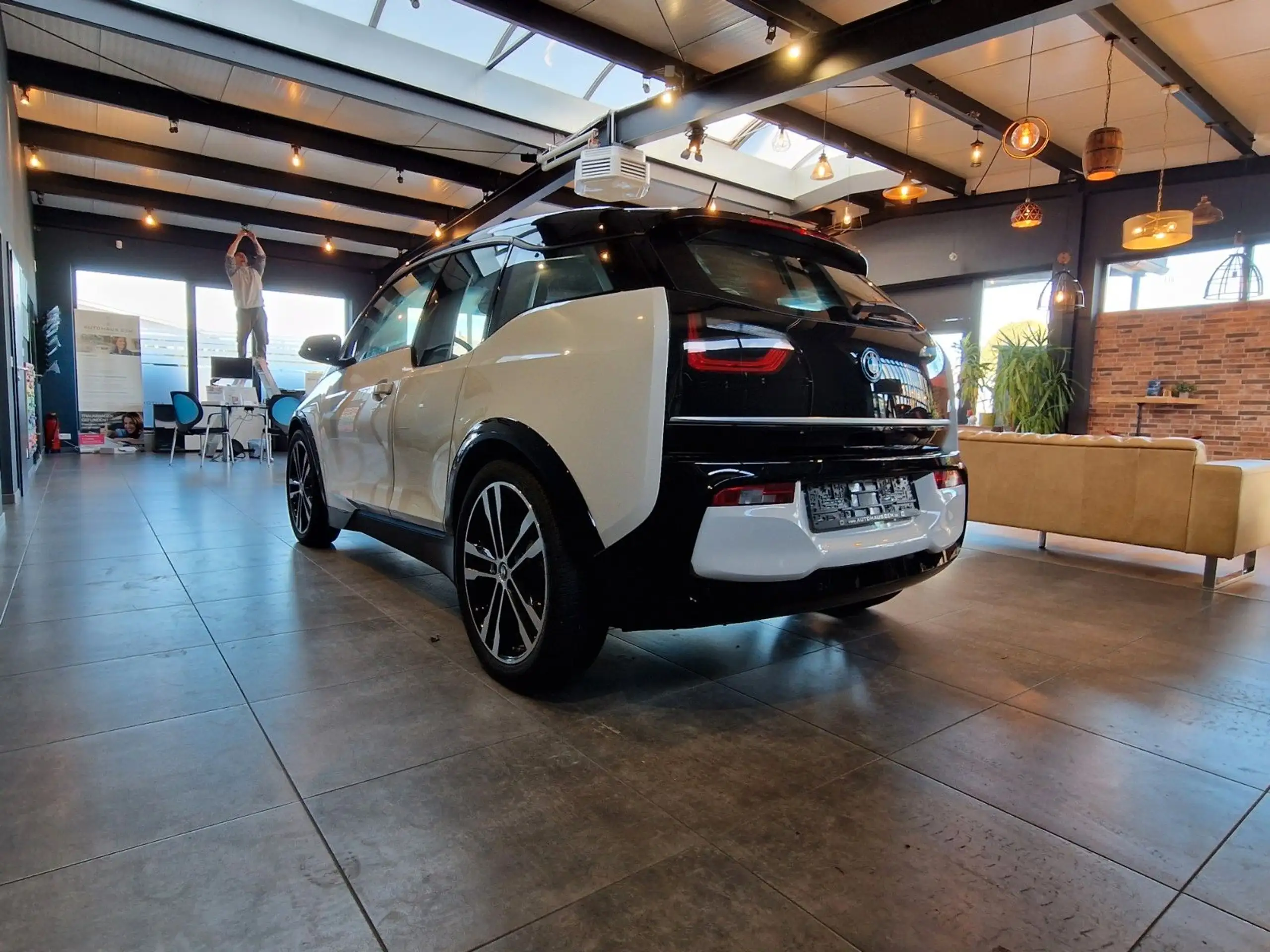 BMW - i3