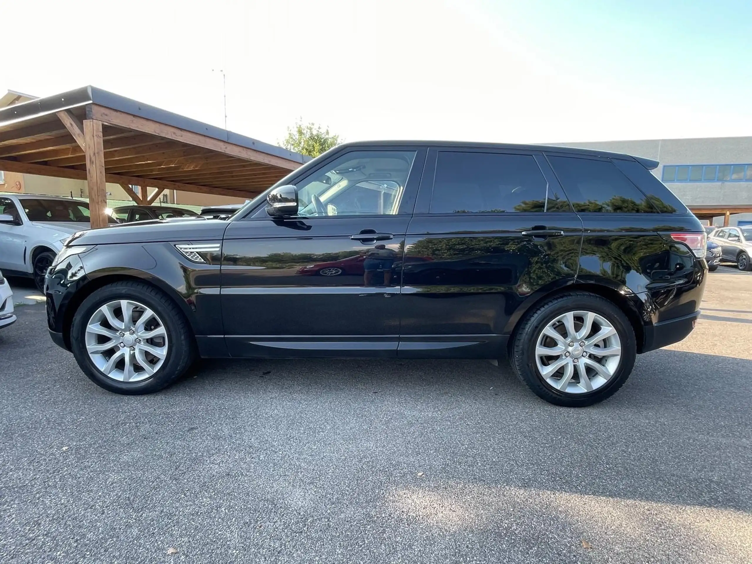 Land Rover - Range Rover Sport