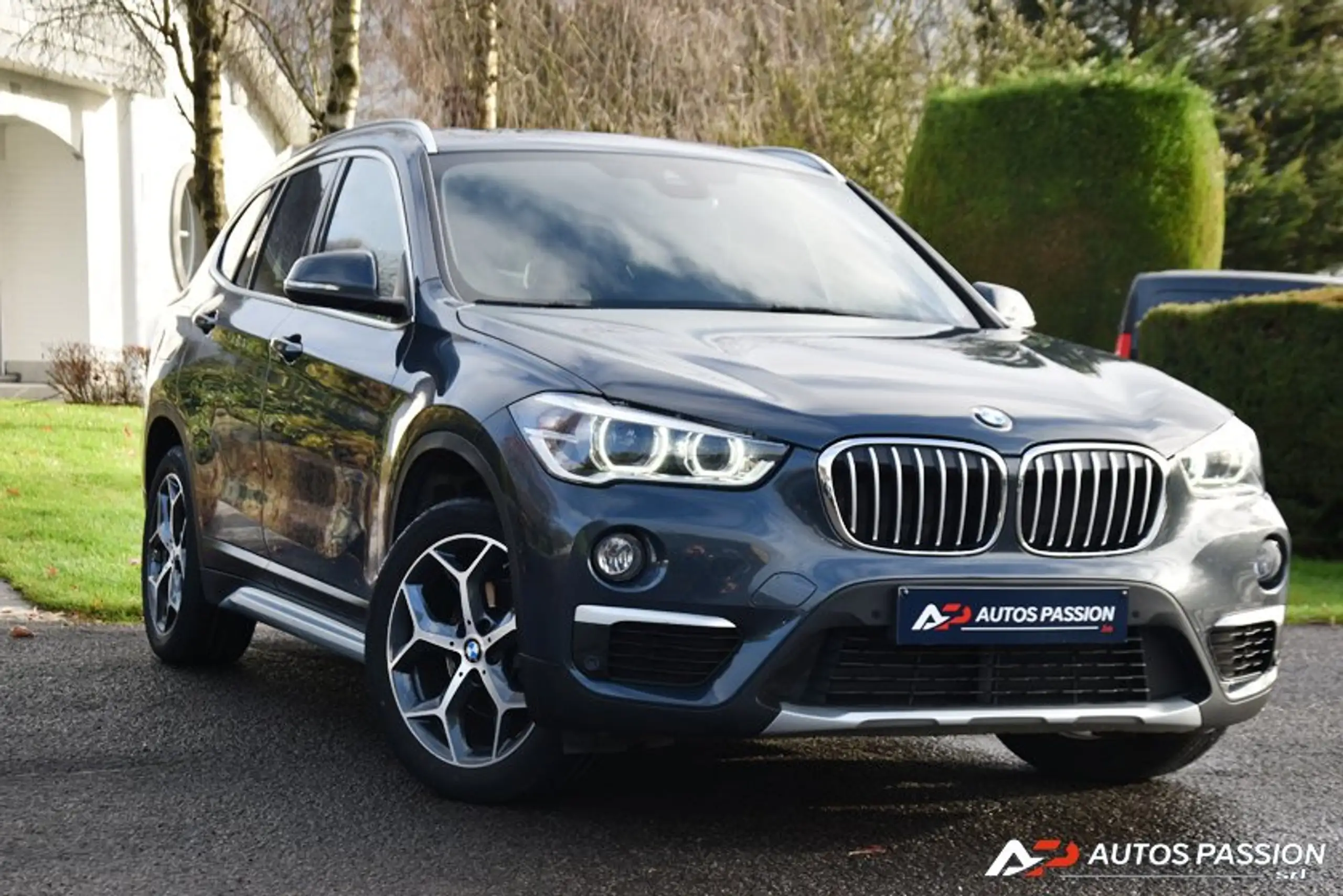 BMW - X1