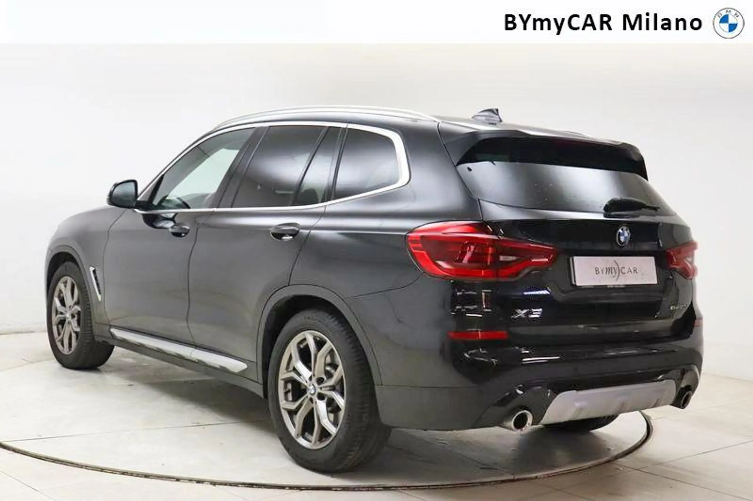 BMW - X3