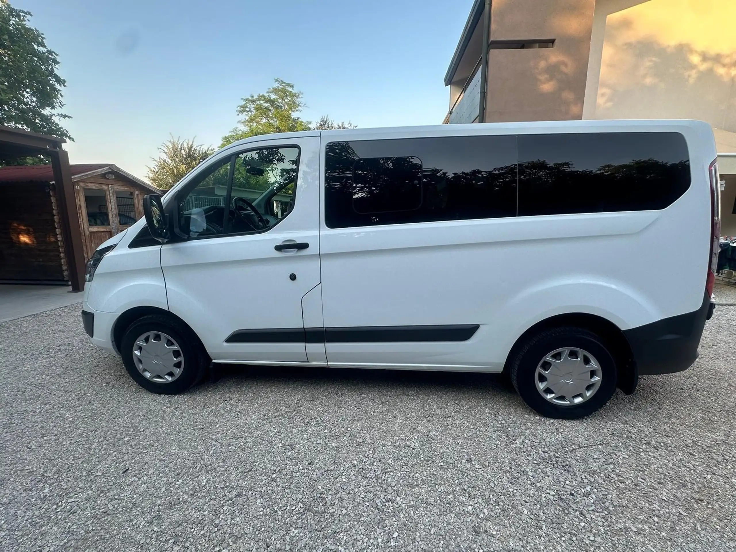 Ford - Transit Custom