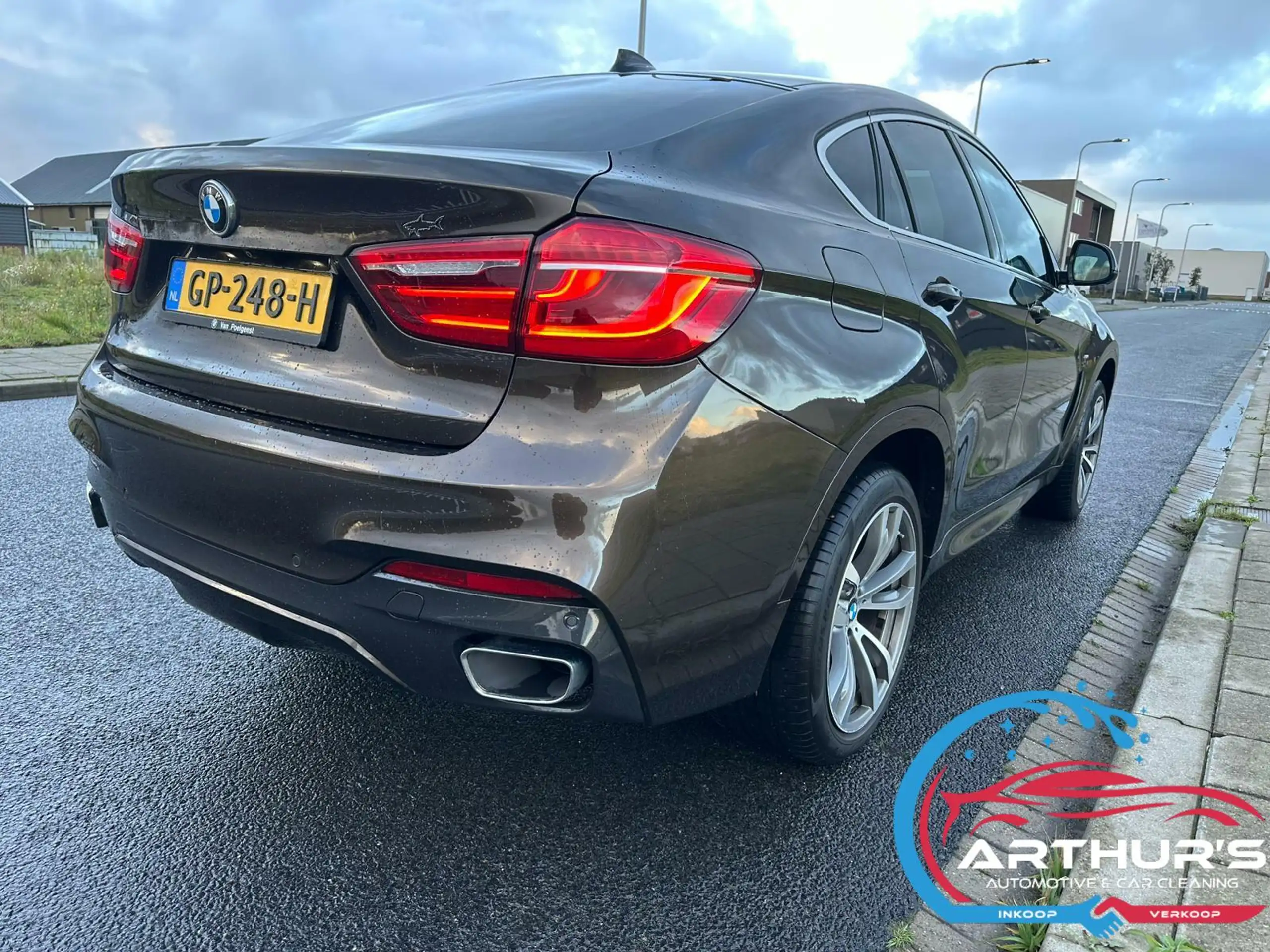 BMW - X6