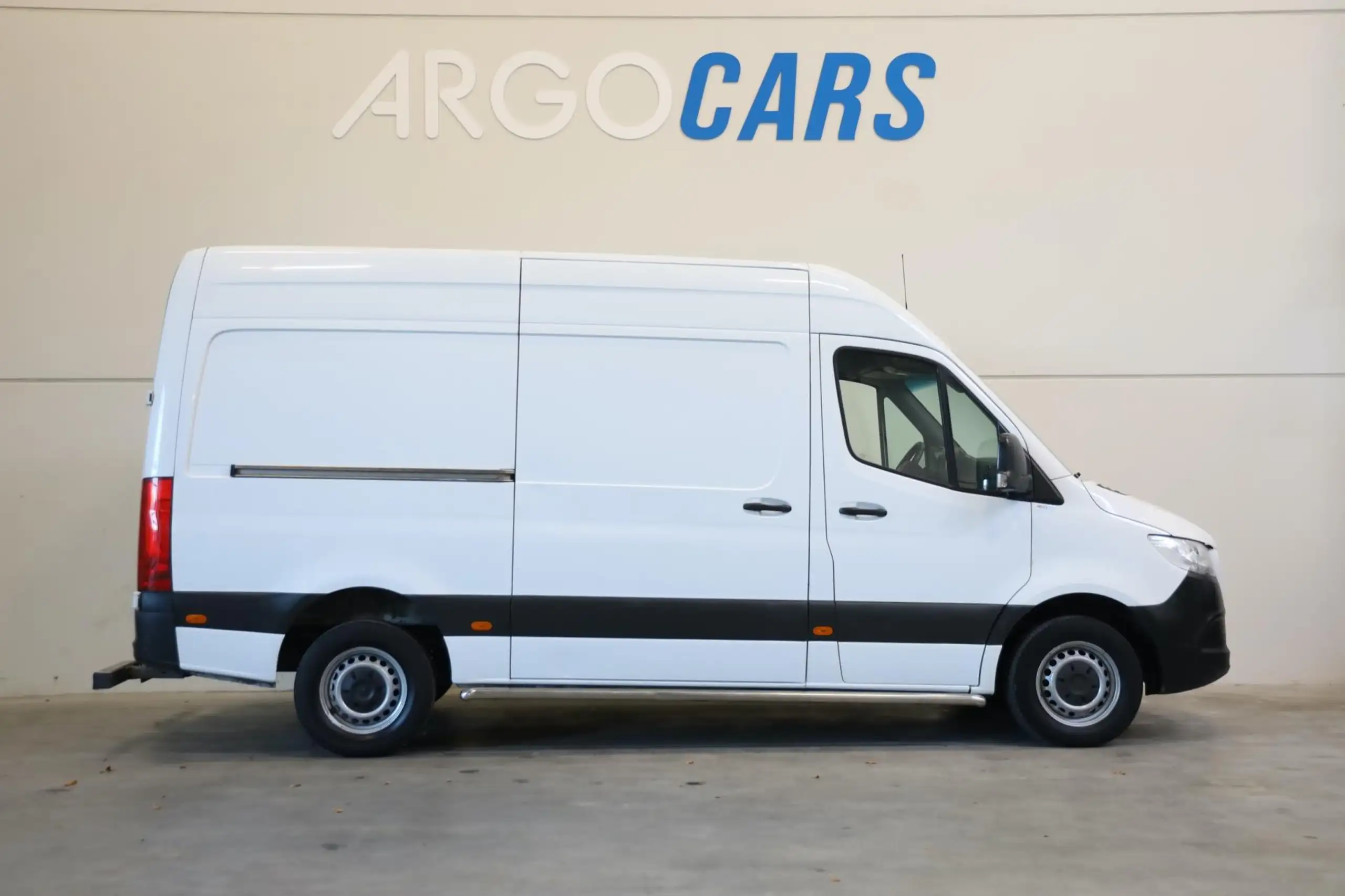 Mercedes-Benz - Sprinter