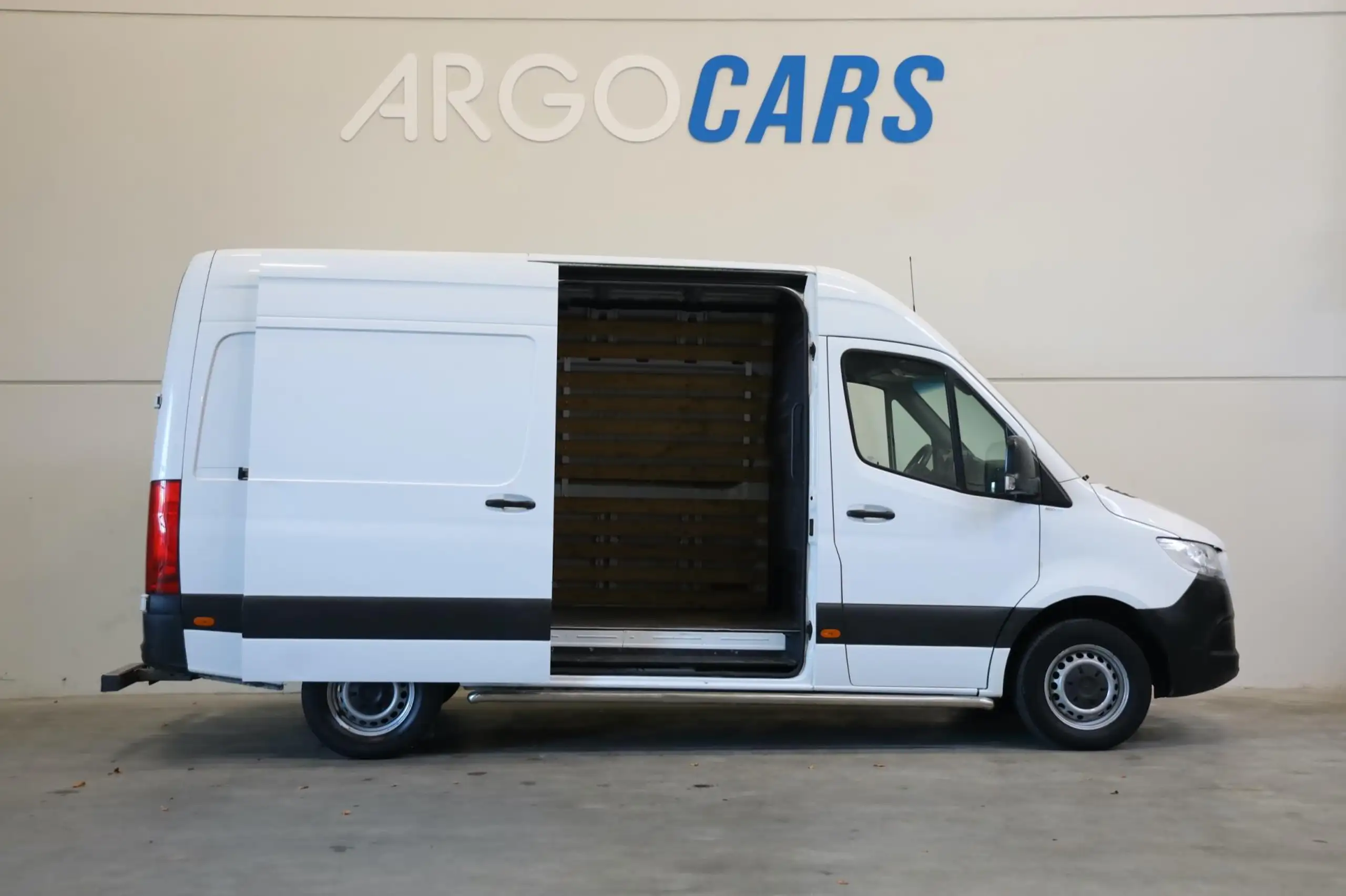 Mercedes-Benz - Sprinter