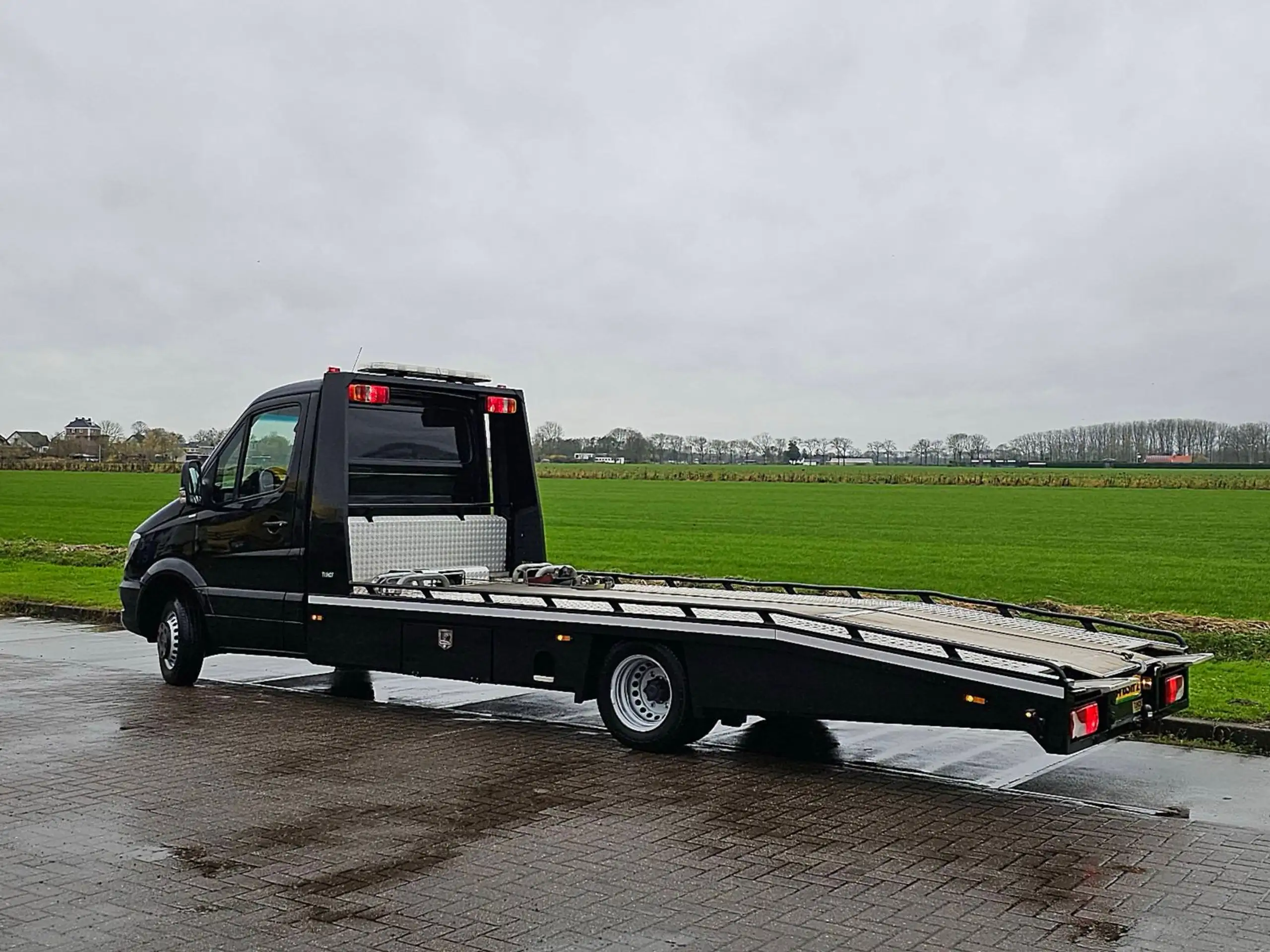 Mercedes-Benz - Sprinter