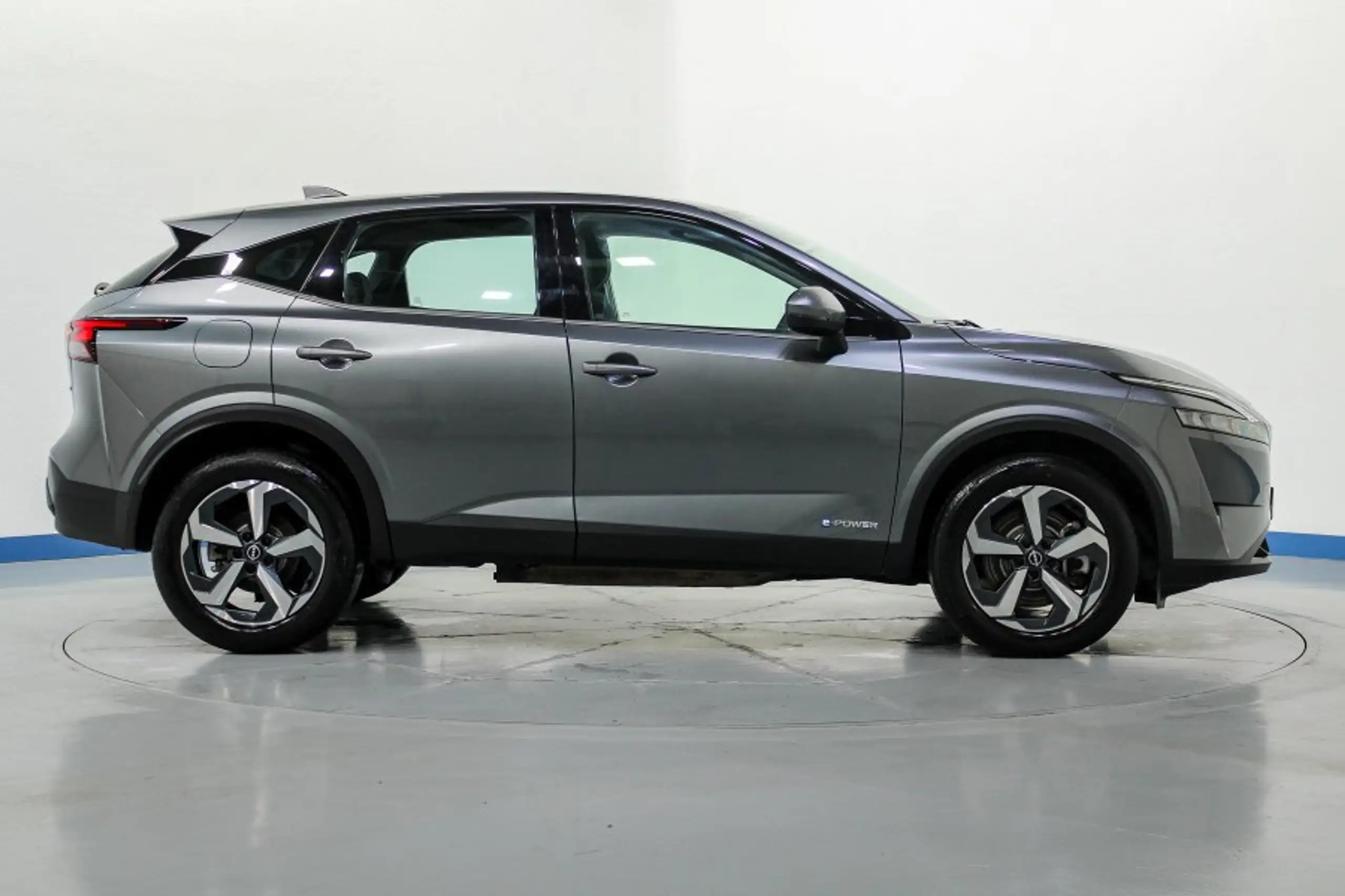 Nissan - Qashqai