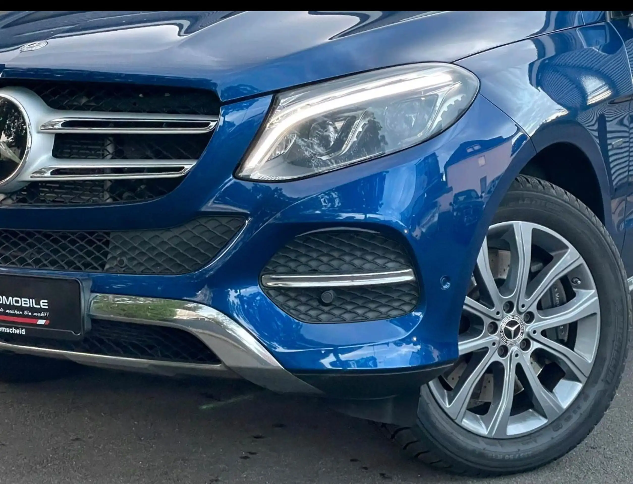 Mercedes-Benz - GLE 500