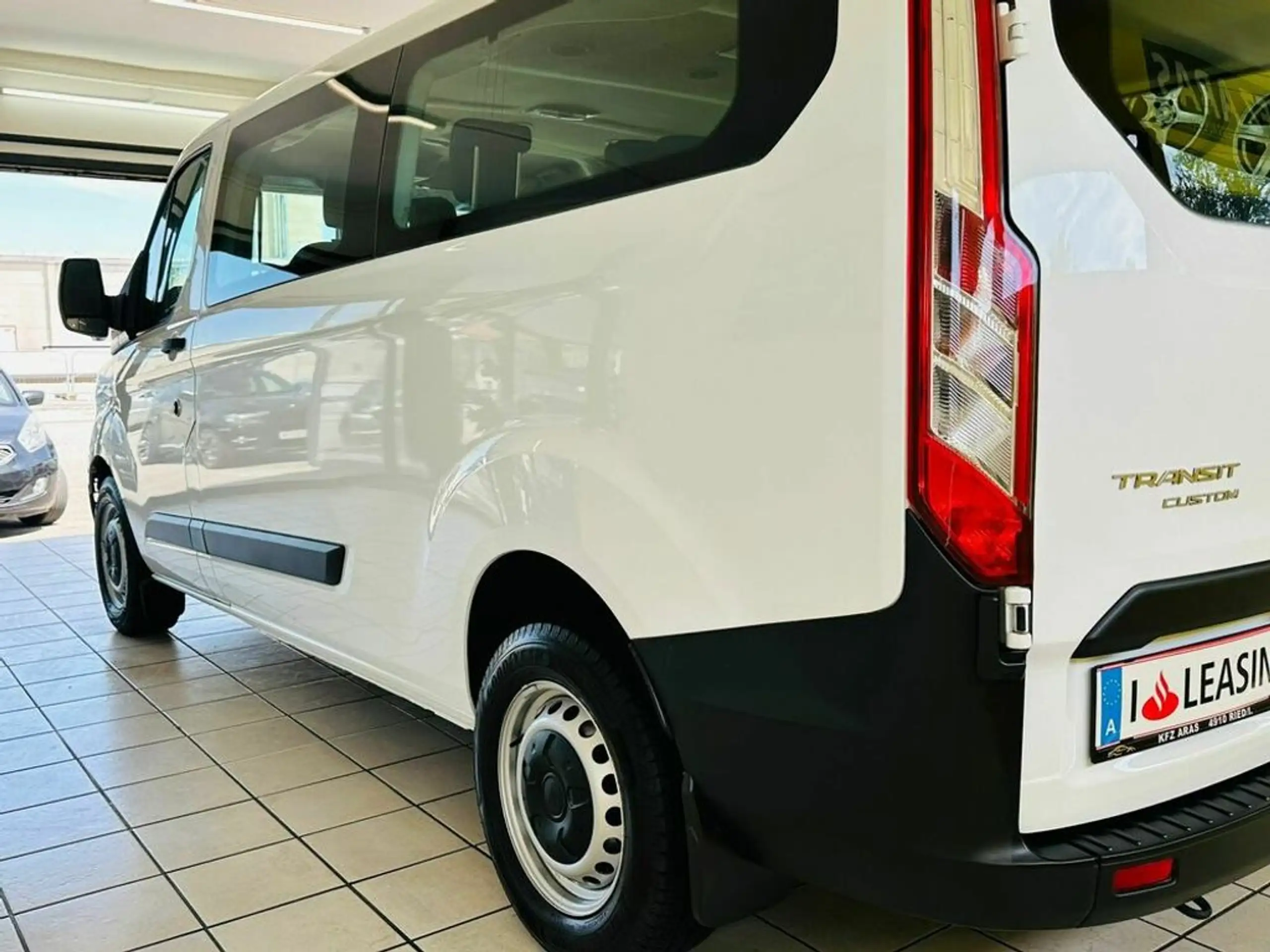 Ford - Transit Custom