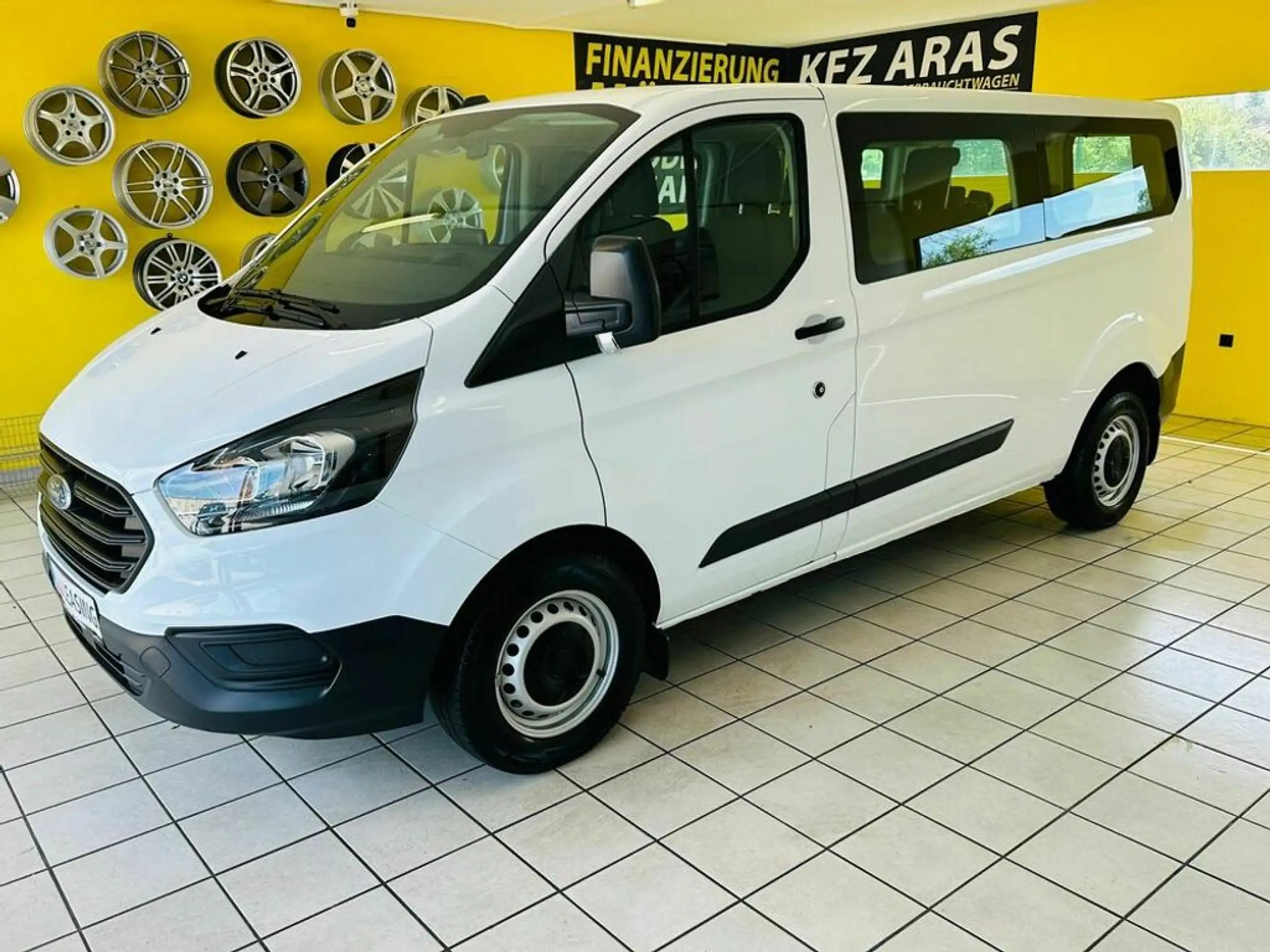 Ford - Transit Custom